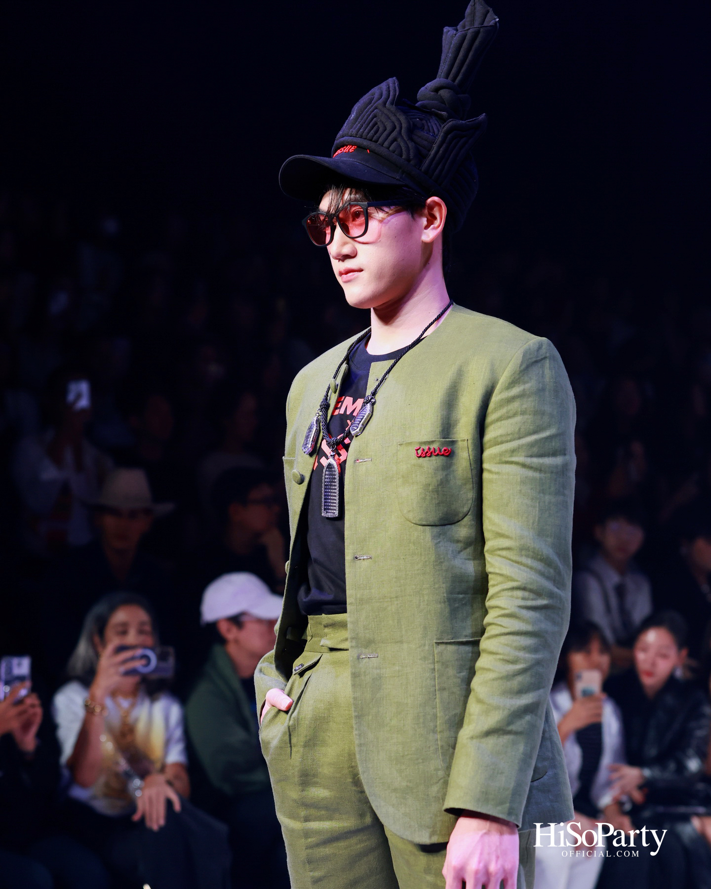 ISSUE Presented by THANN @Siam Paragon Bangkok International Fashion Week 2025