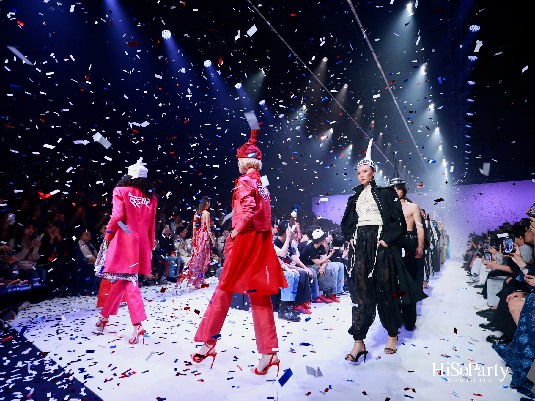 ISSUE Presented by THANN @Siam Paragon Bangkok International Fashion Week 2025