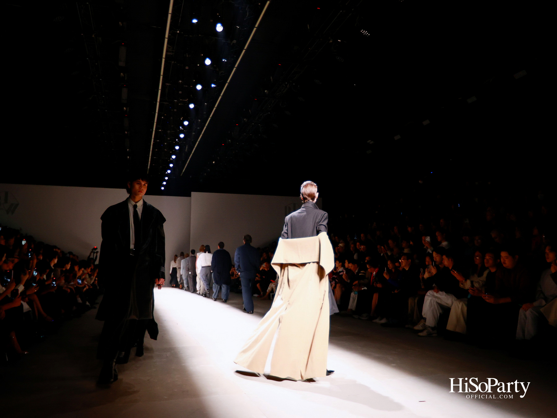 Greyhound Original @Siam Paragon Bangkok International Fashion Week 2025