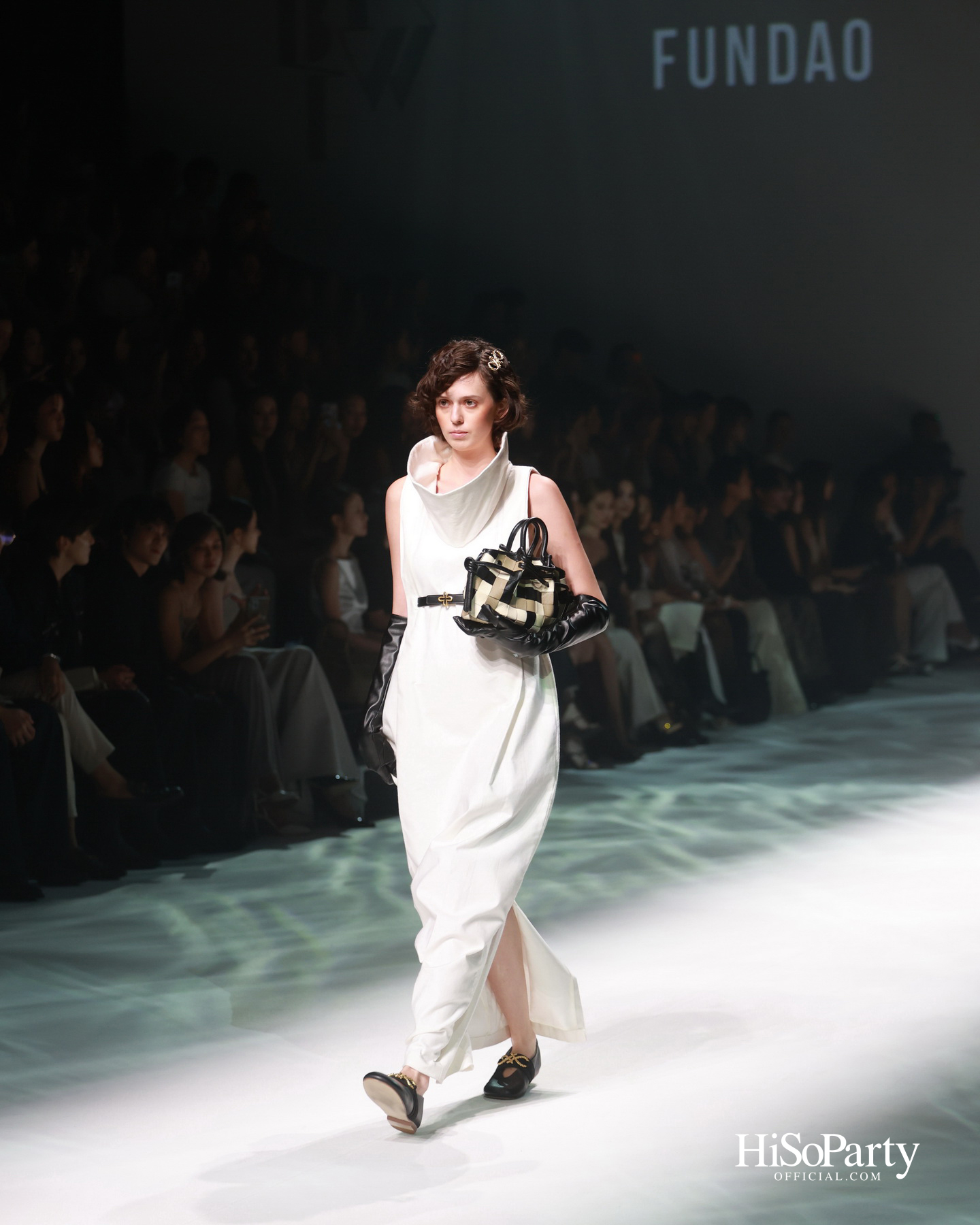 FUNDAO @Siam Paragon Bangkok International Fashion Week 2025