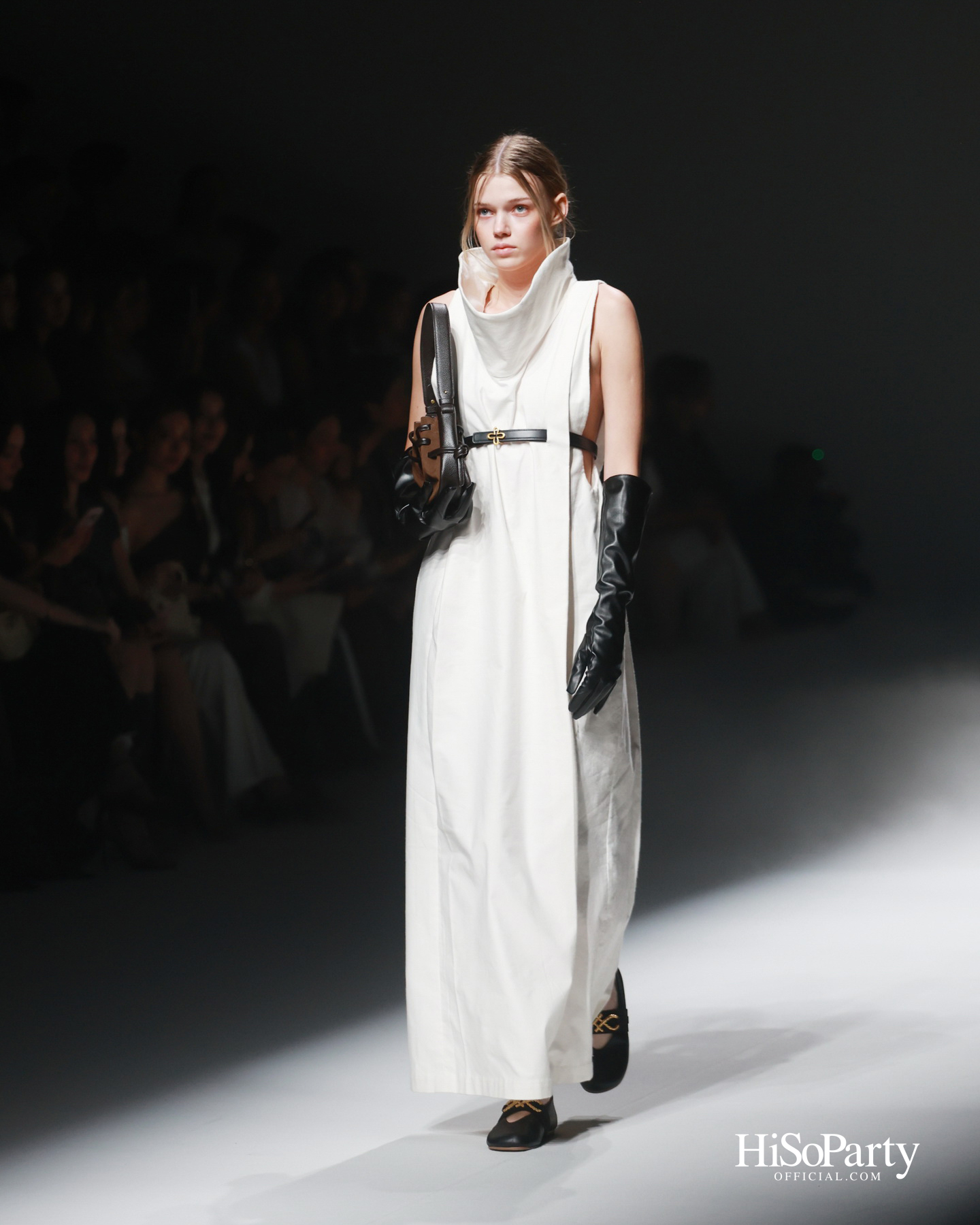 FUNDAO @Siam Paragon Bangkok International Fashion Week 2025