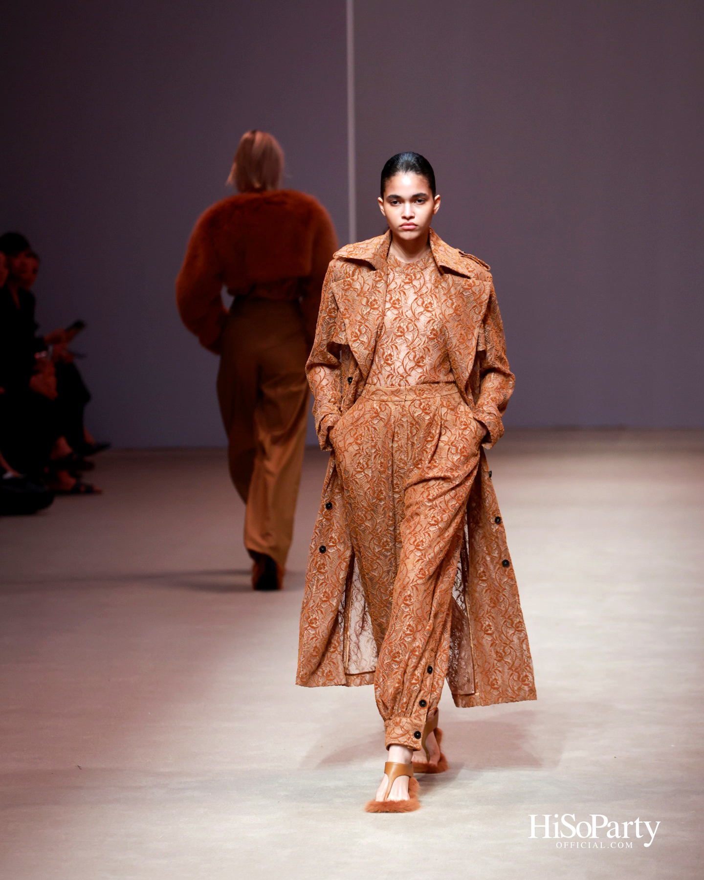 ASAVA @Siam Paragon Bangkok International Fashion Week 2025