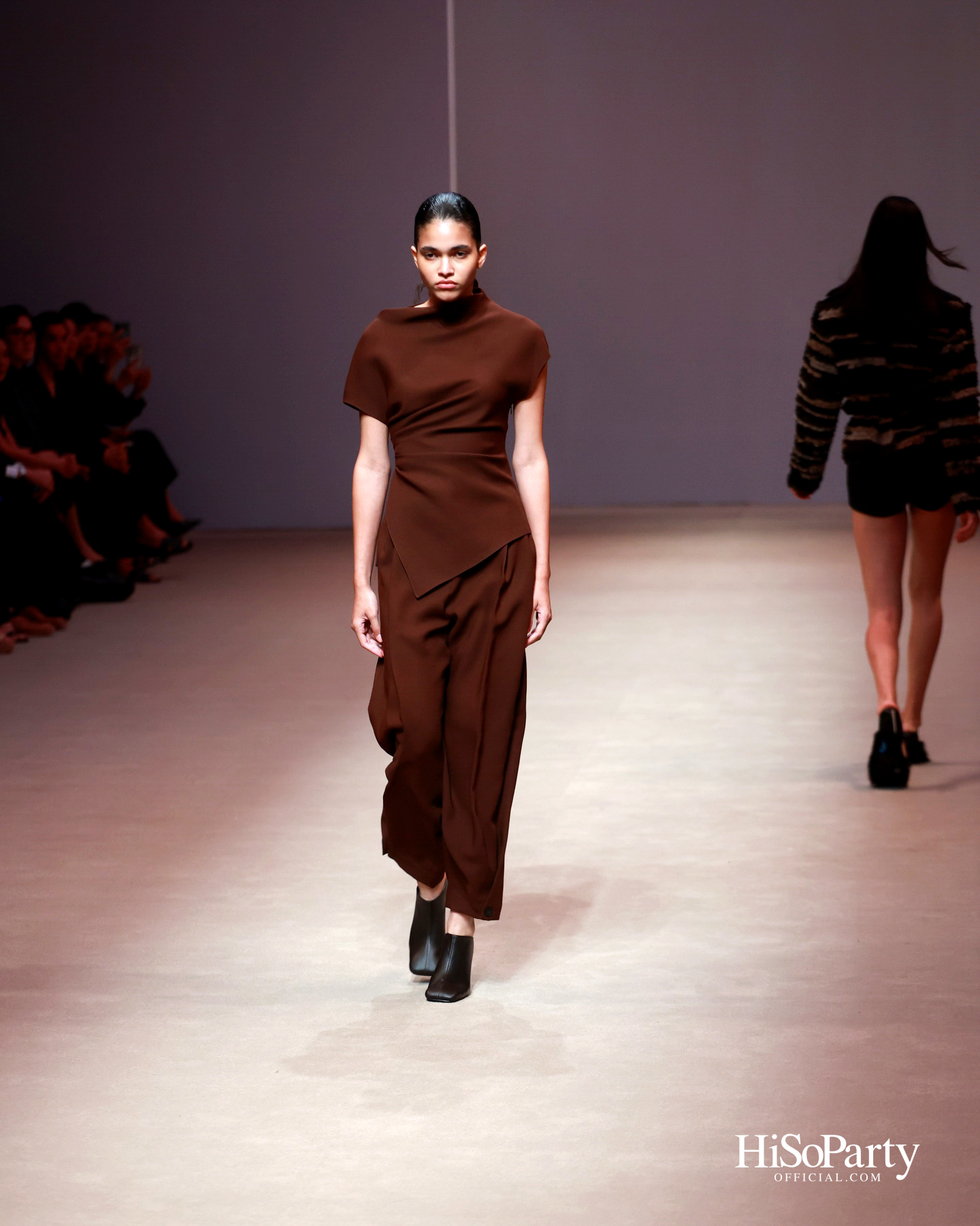 ASAVA @Siam Paragon Bangkok International Fashion Week 2025