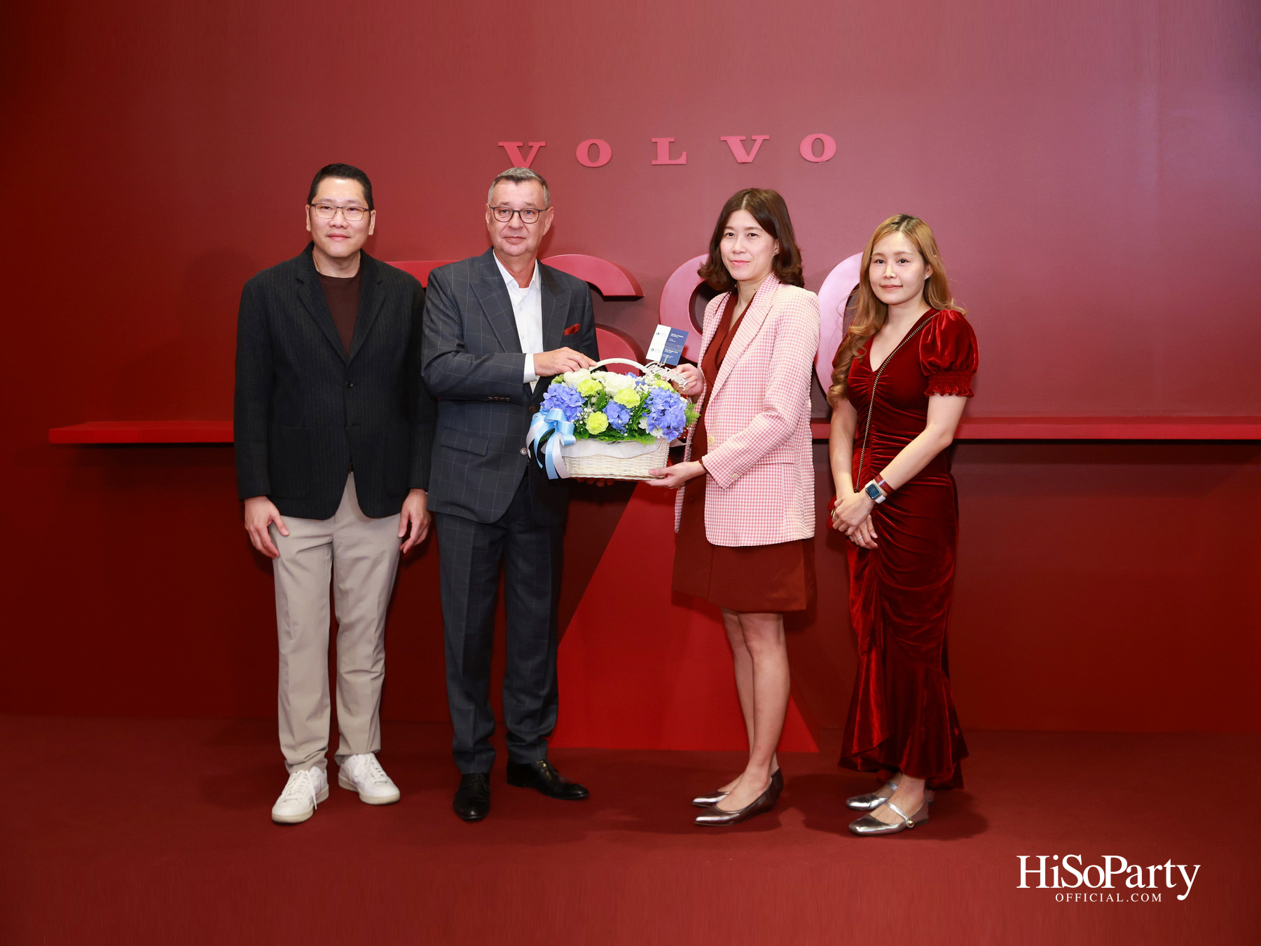 Volvo ES90 รถไฟฟ้ารุ่นใหม่เปิดตัวครั้งแรกในเอเชีย ชูสมดุลแห่งความหรูหรา เทคโนโลยี และความยั่งยืน