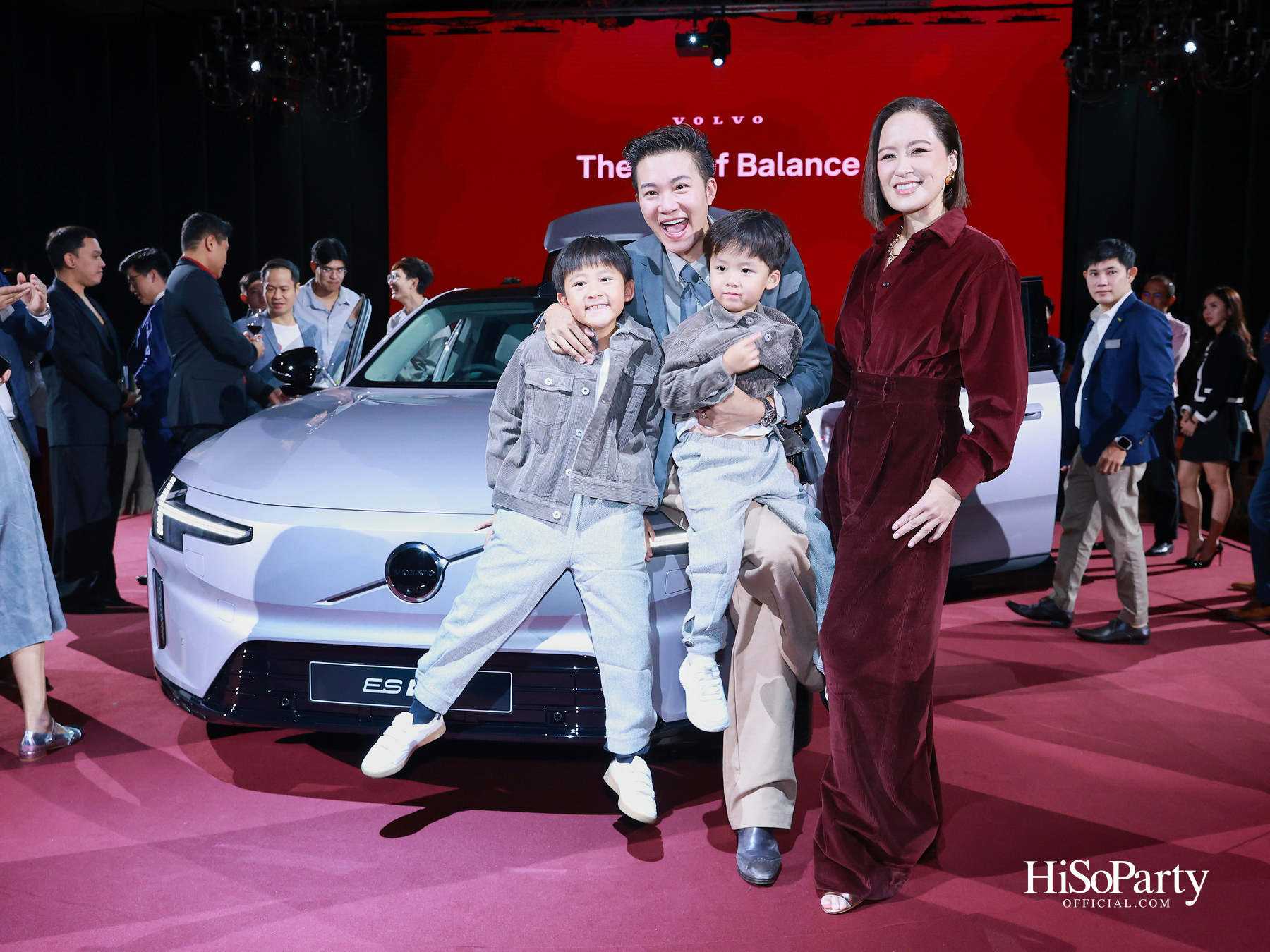 Volvo ES90 รถไฟฟ้ารุ่นใหม่เปิดตัวครั้งแรกในเอเชีย ชูสมดุลแห่งความหรูหรา เทคโนโลยี และความยั่งยืน