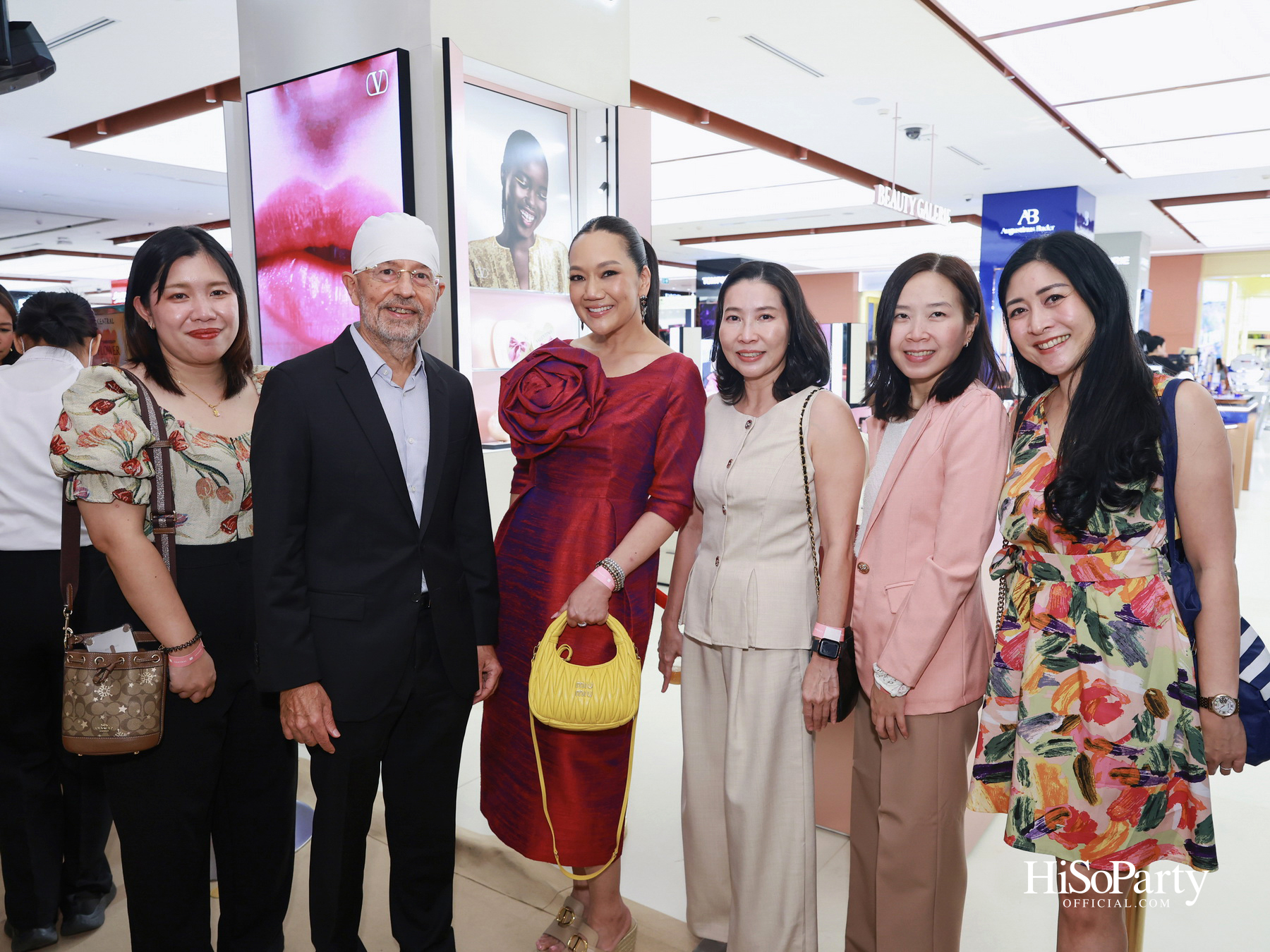 ห้างเซ็นทรัลจัดงาน The Art of Flowers ในโอกาสครบรอบ 78 ปี