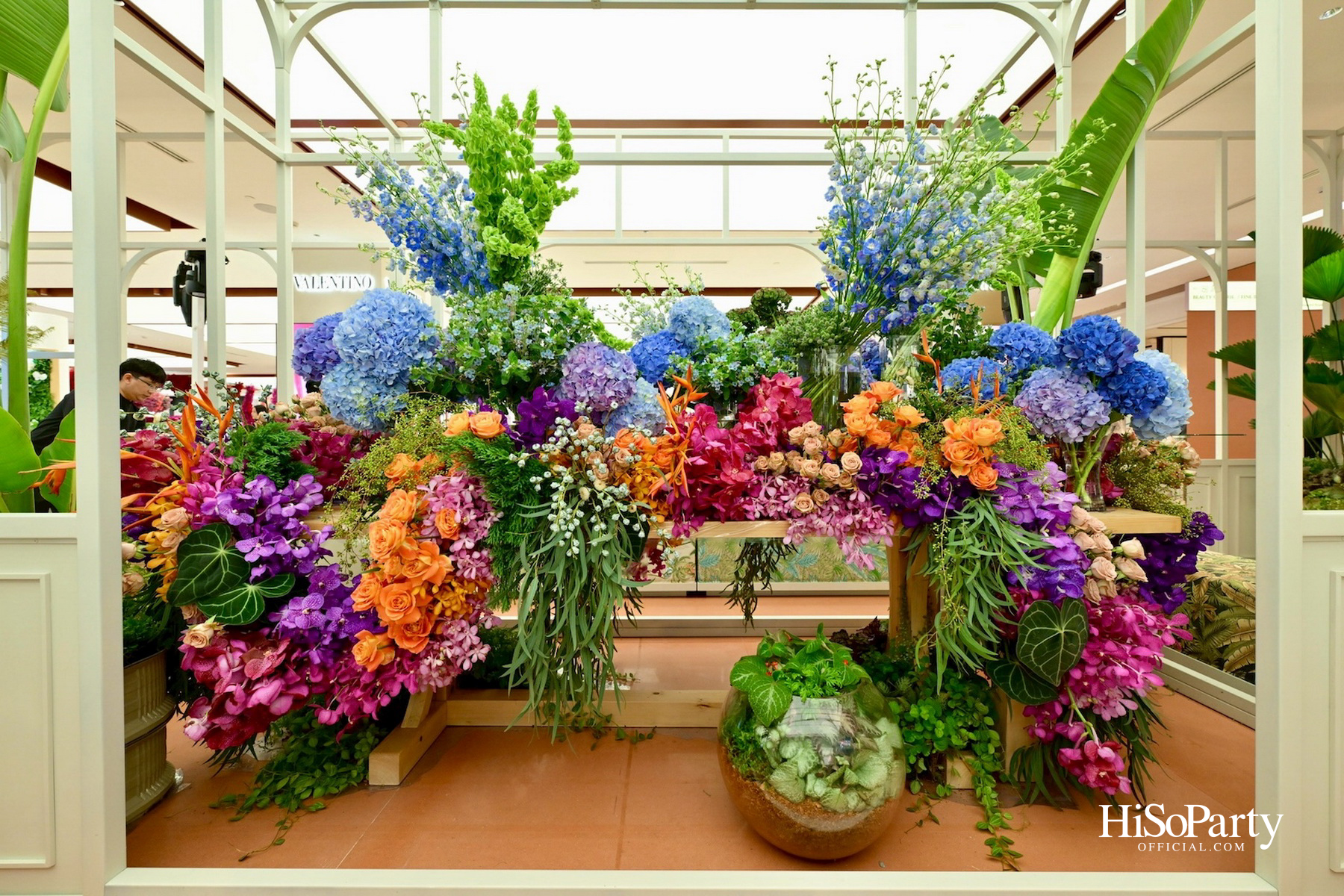 ห้างเซ็นทรัลจัดงาน The Art of Flowers ในโอกาสครบรอบ 78 ปี