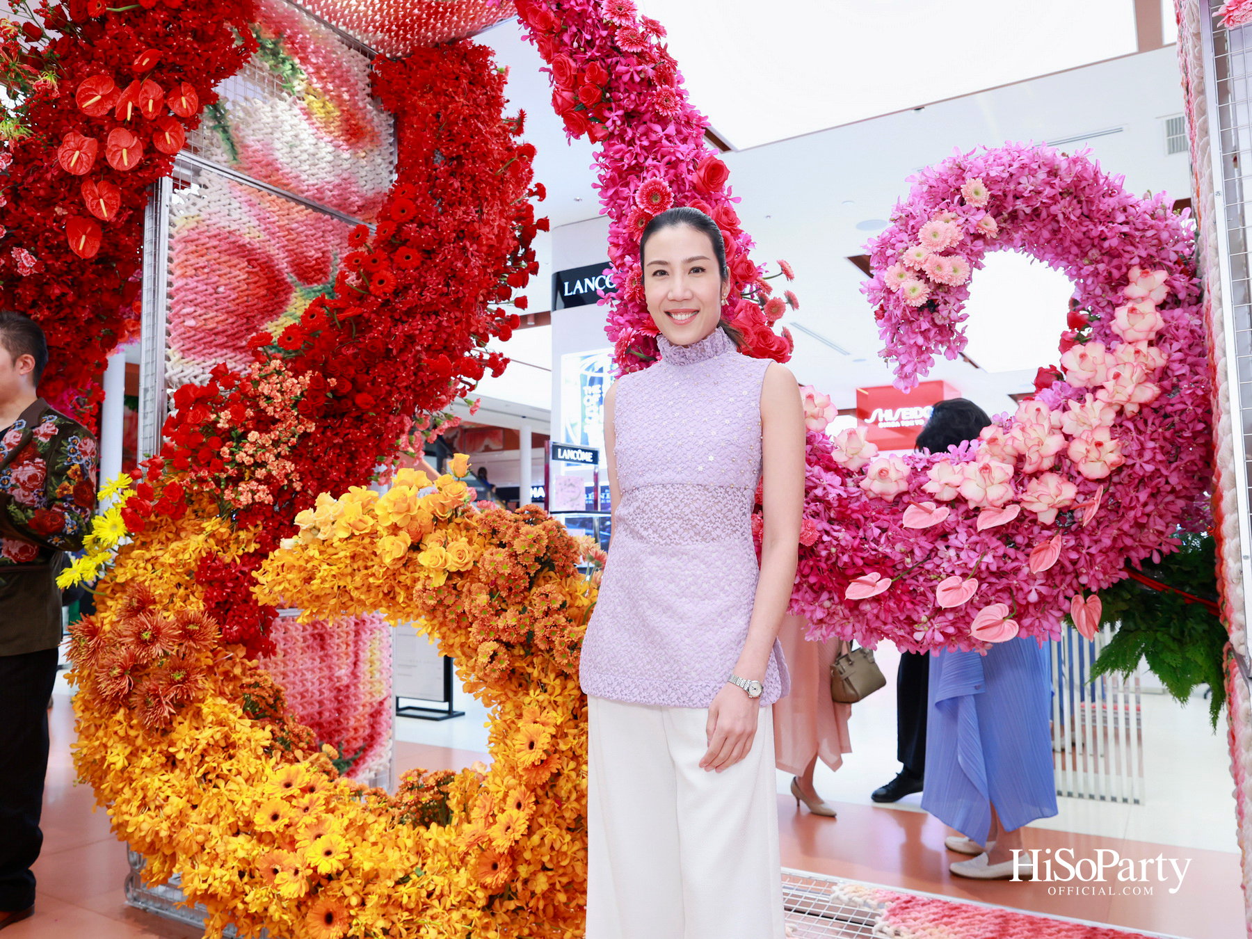 ห้างเซ็นทรัลจัดงาน The Art of Flowers ในโอกาสครบรอบ 78 ปี
