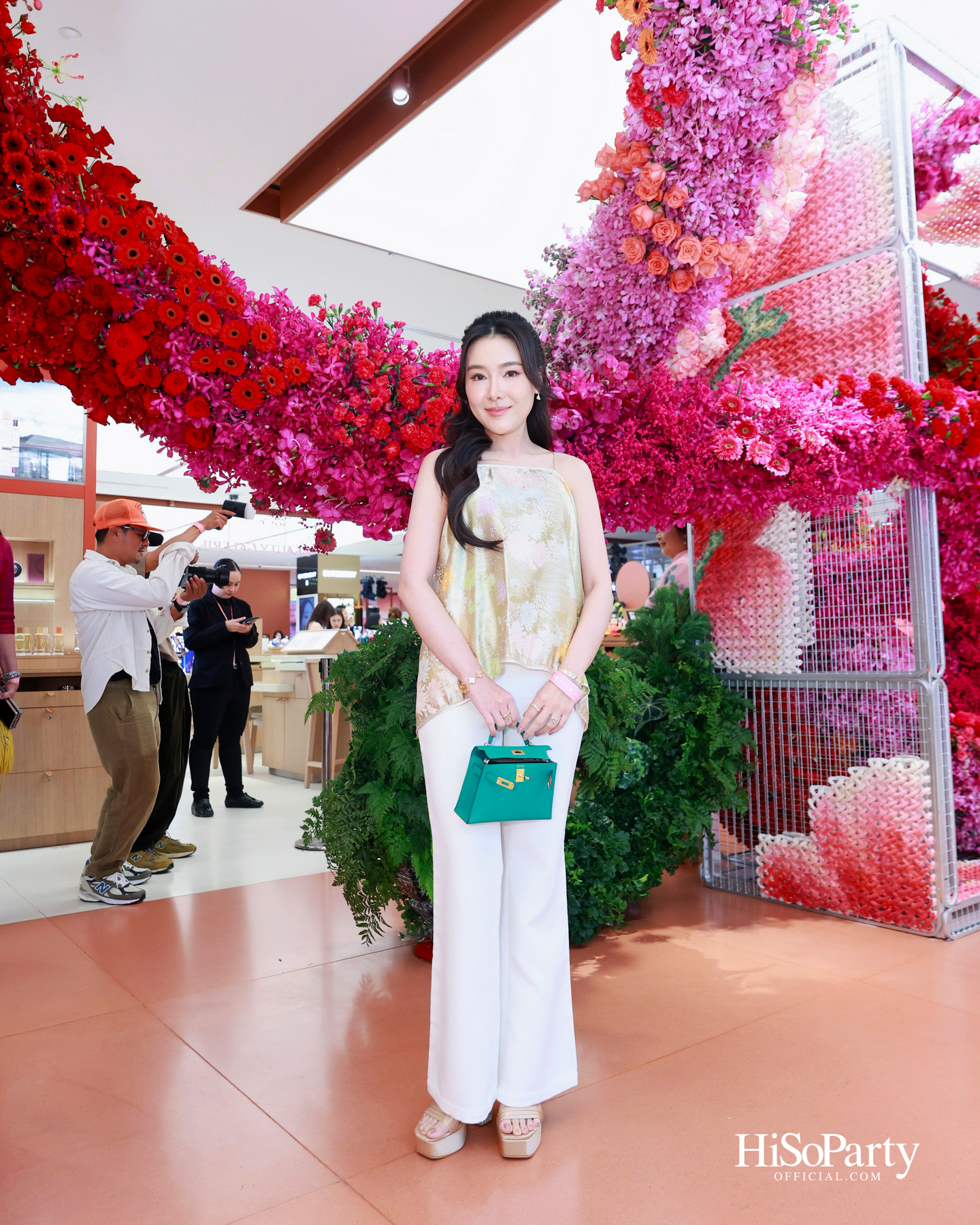 ห้างเซ็นทรัลจัดงาน The Art of Flowers ในโอกาสครบรอบ 78 ปี