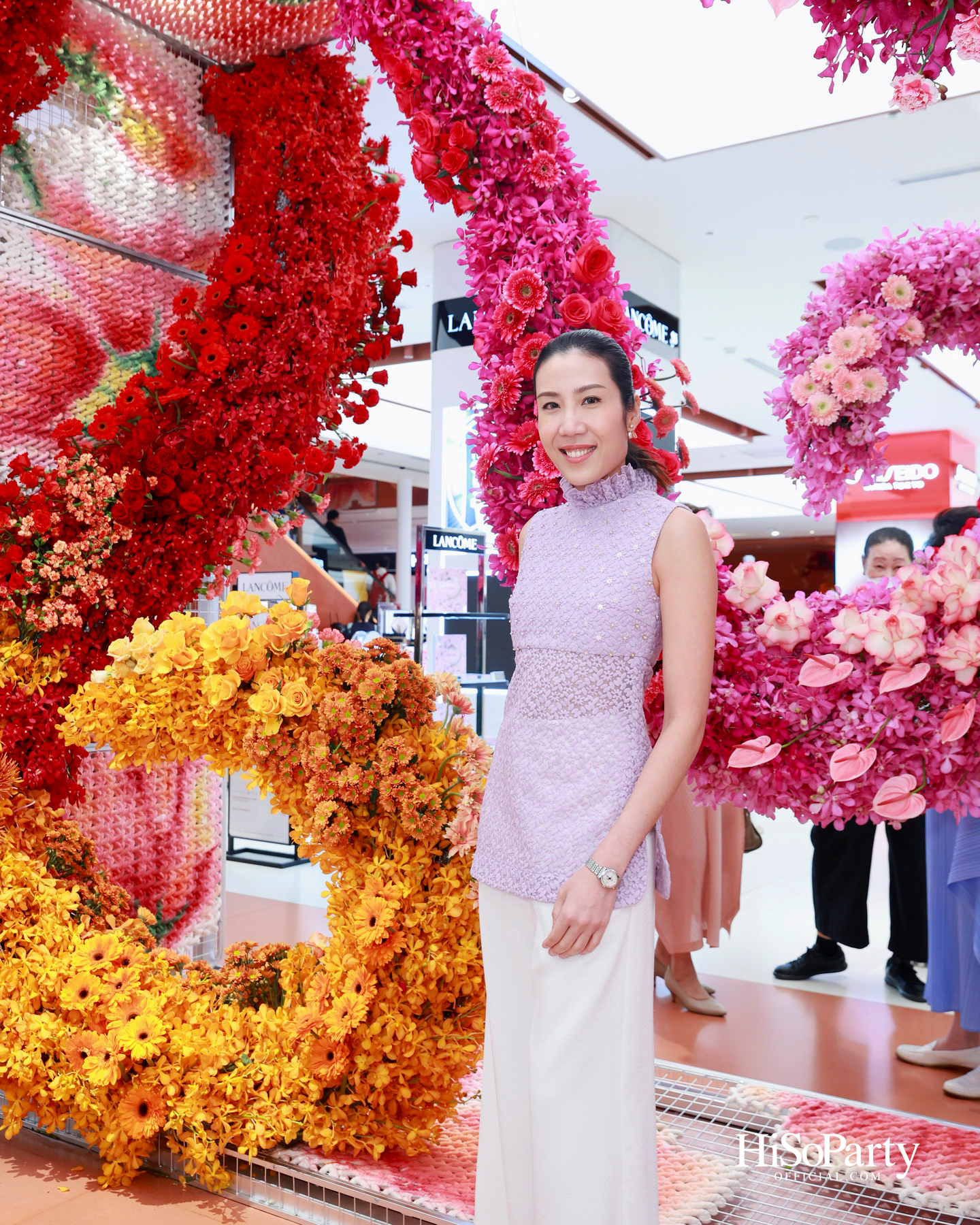 ห้างเซ็นทรัลจัดงาน The Art of Flowers ในโอกาสครบรอบ 78 ปี