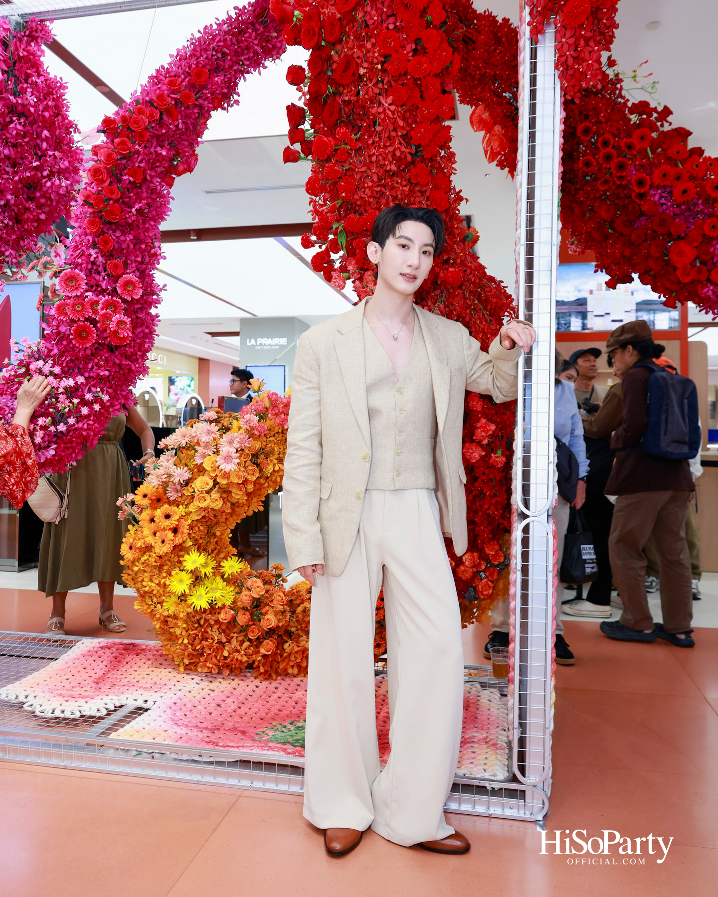 ห้างเซ็นทรัลจัดงาน The Art of Flowers ในโอกาสครบรอบ 78 ปี