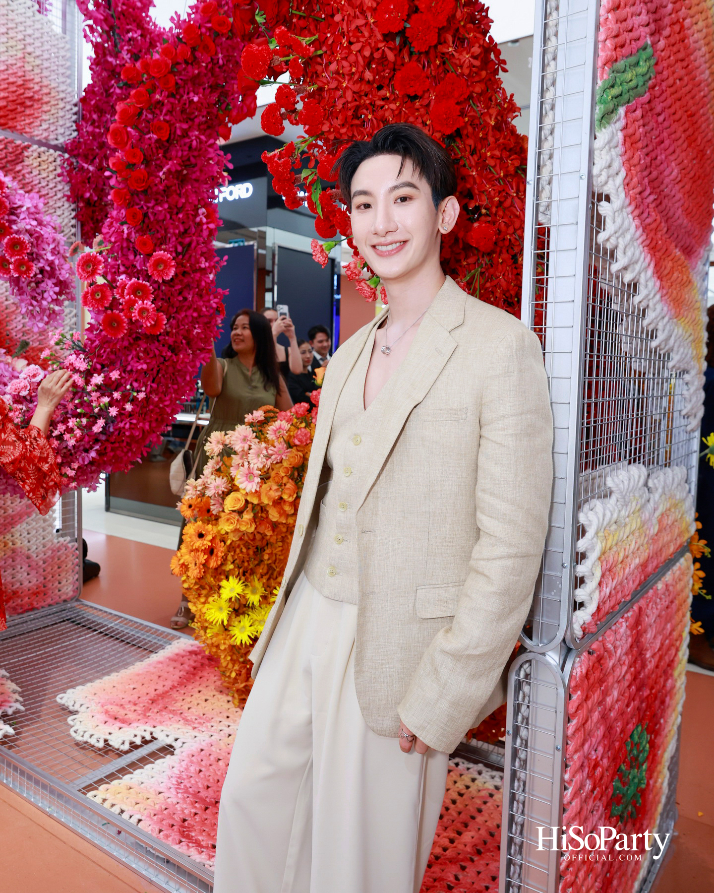 ห้างเซ็นทรัลจัดงาน The Art of Flowers ในโอกาสครบรอบ 78 ปี