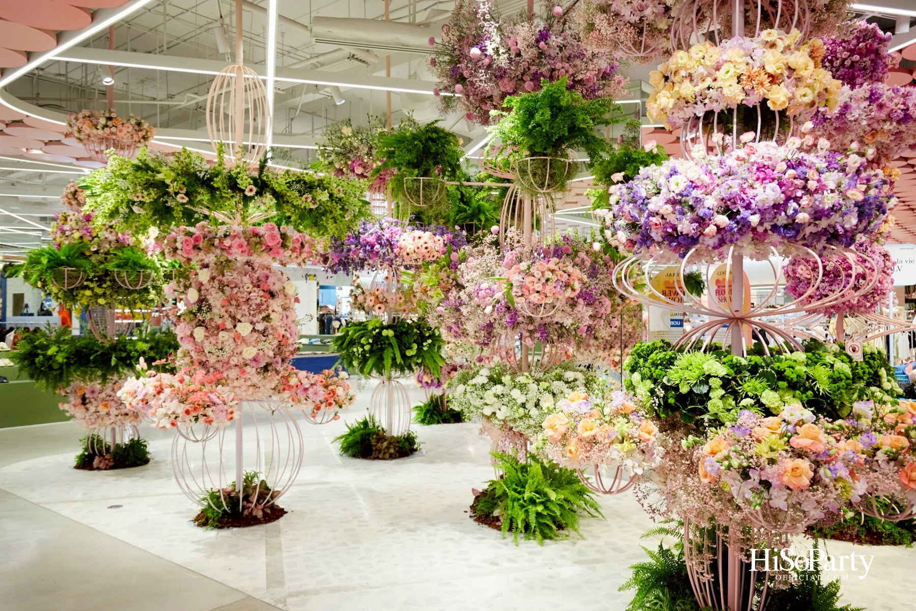 ห้างเซ็นทรัลจัดงาน The Art of Flowers ในโอกาสครบรอบ 78 ปี