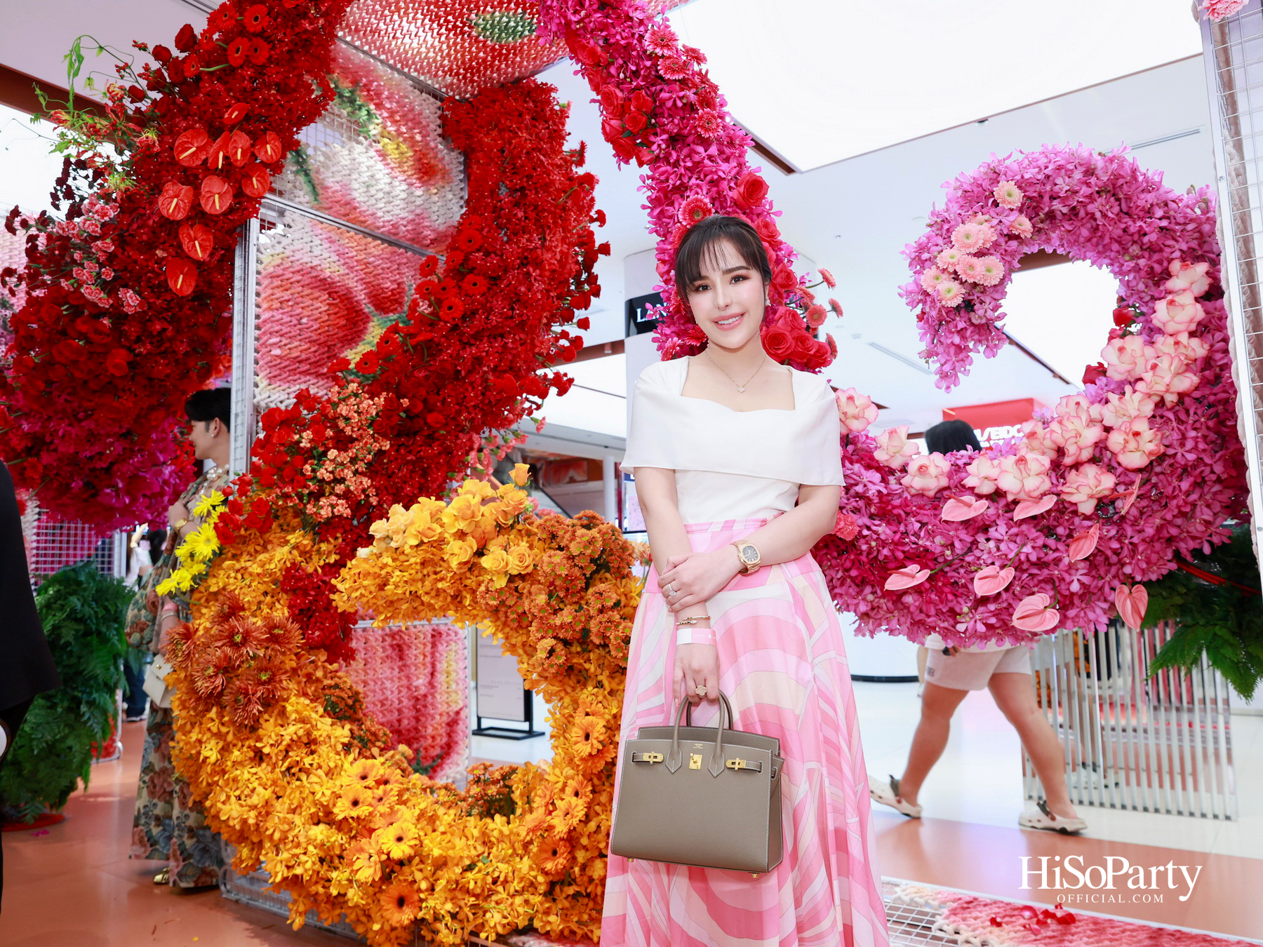 ห้างเซ็นทรัลจัดงาน The Art of Flowers ในโอกาสครบรอบ 78 ปี