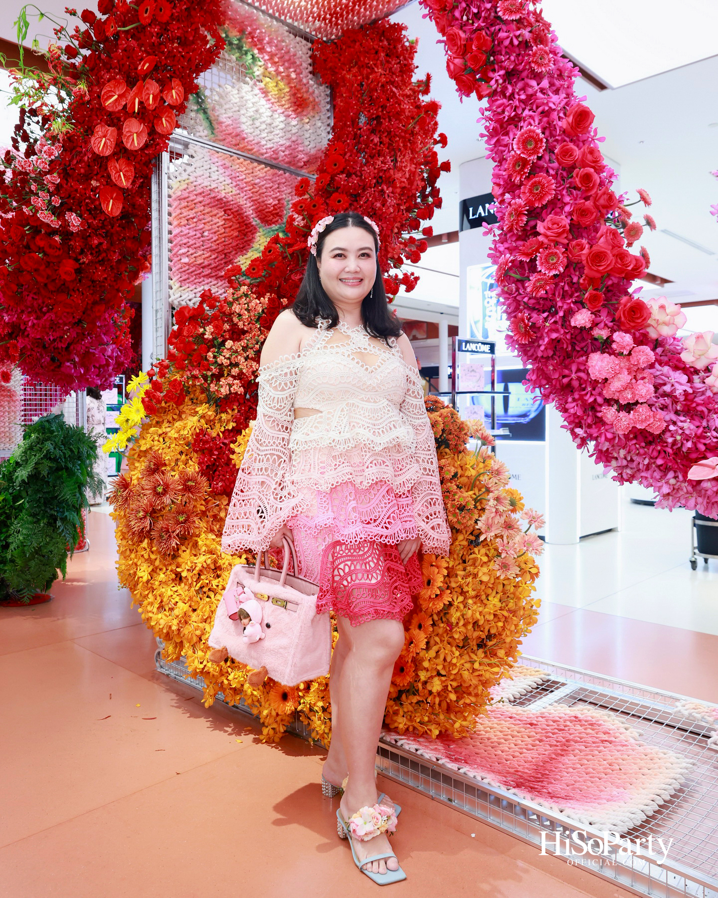 ห้างเซ็นทรัลจัดงาน The Art of Flowers ในโอกาสครบรอบ 78 ปี