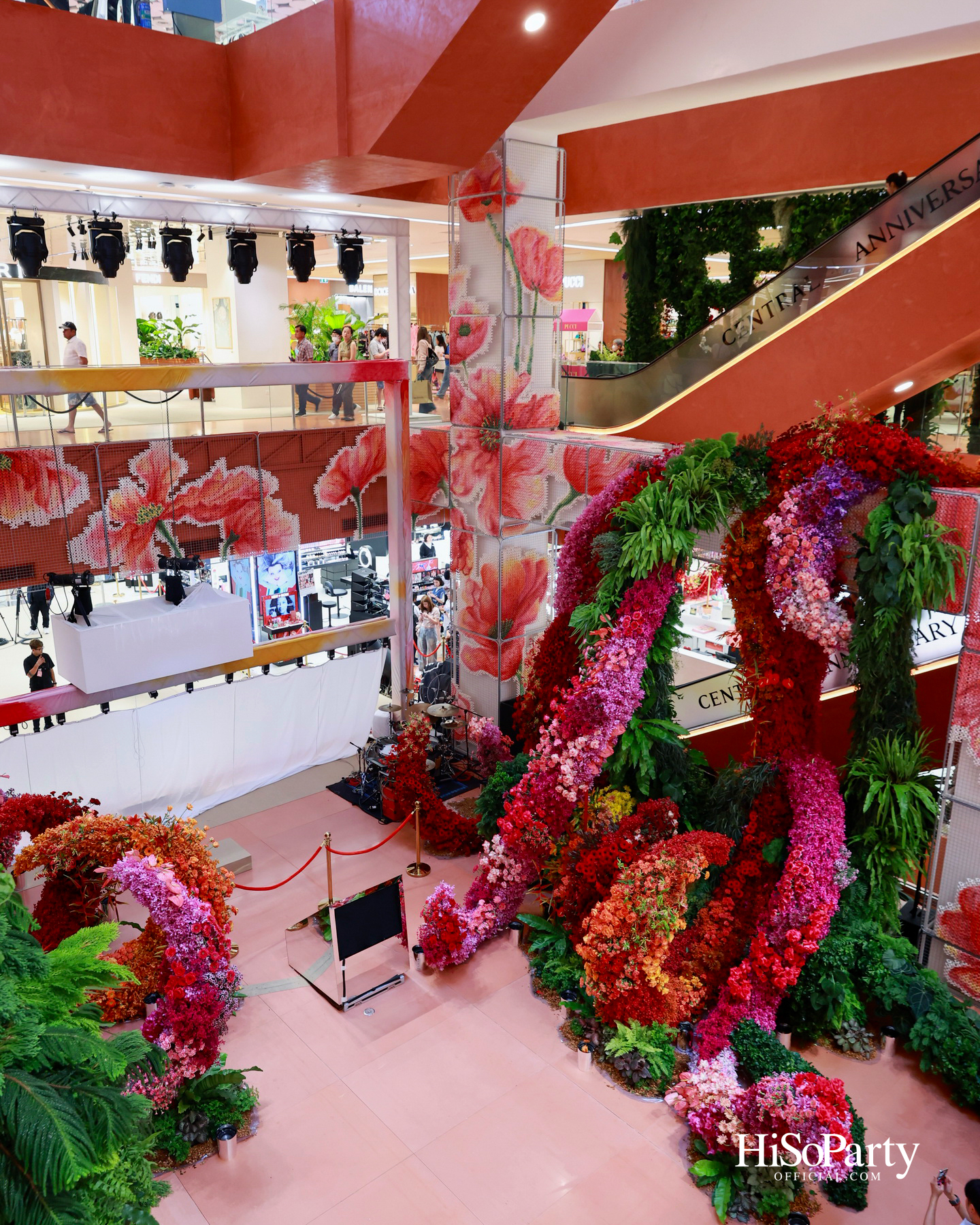 ห้างเซ็นทรัลจัดงาน The Art of Flowers ในโอกาสครบรอบ 78 ปี