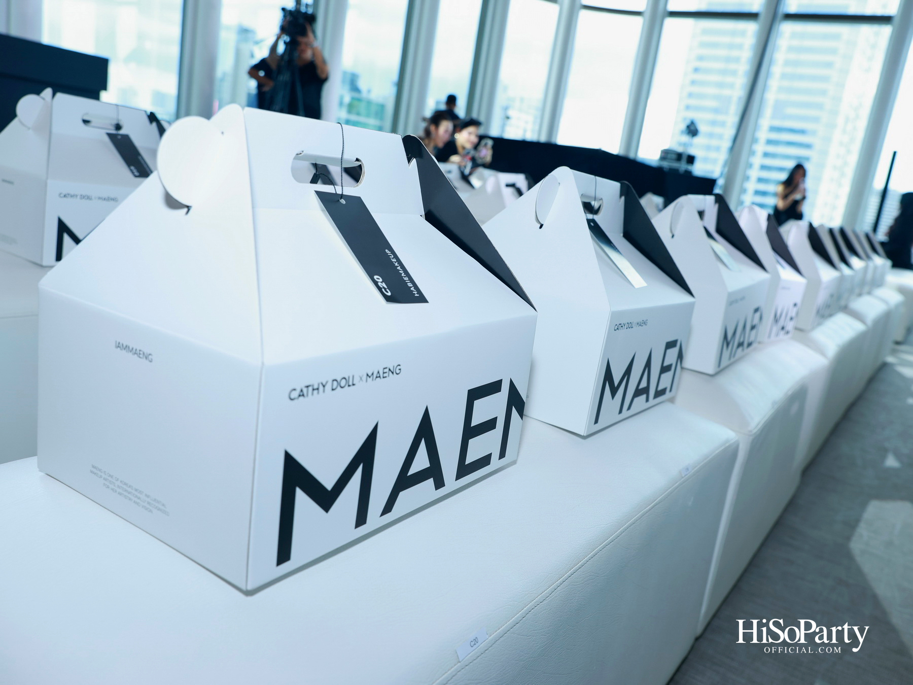 CATHY DOLL เดินหน้าสู่ T-Beauty World Class เปิดตัวคอลเลกชันใหม่ร่วมกับเมกอัพอาร์ทิสต์ระดับโลก กับ ‘CATHY DOLL x MAENG’