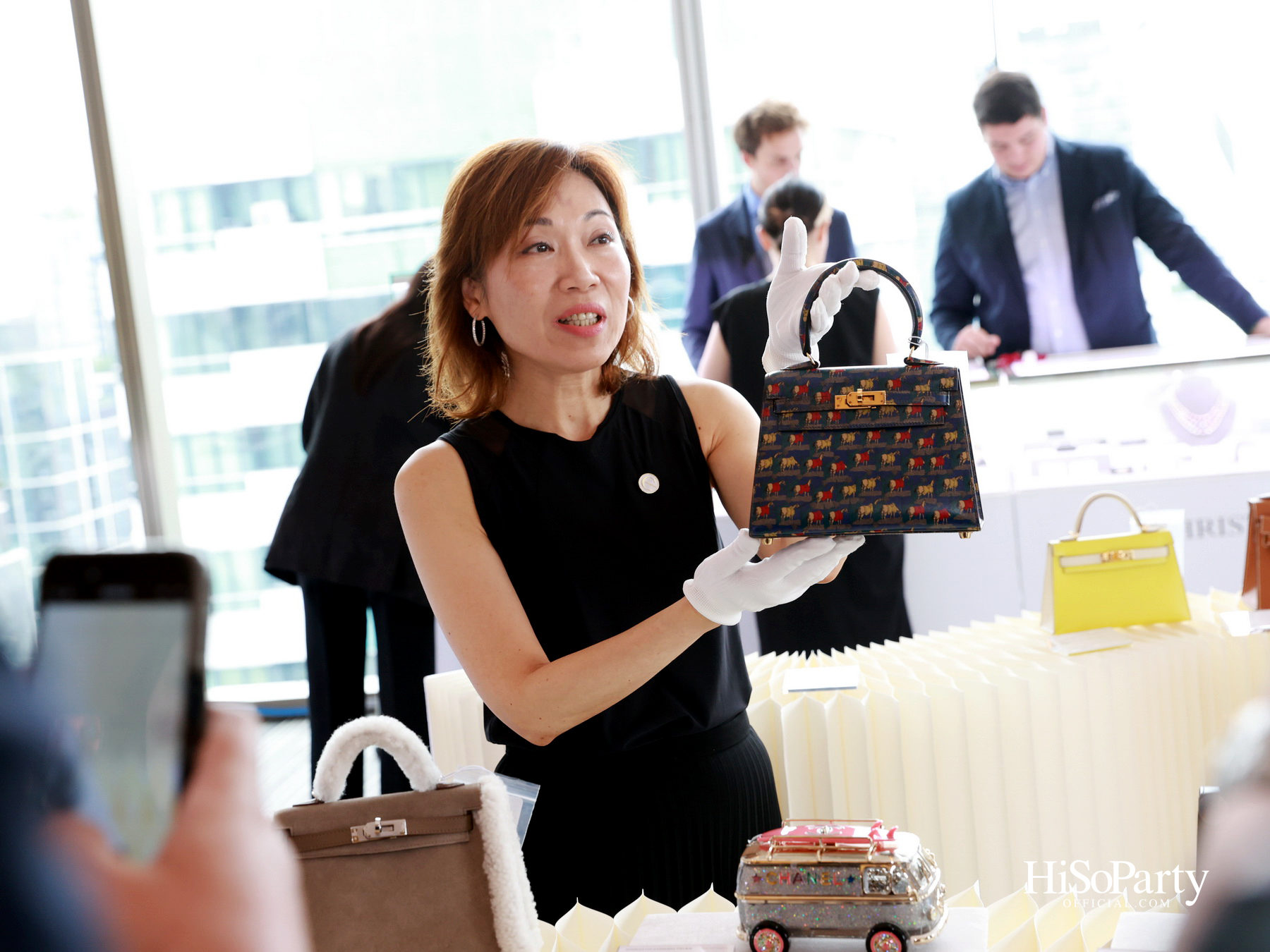 Christie’s จัดแสดงอัญมณีระดับมาสเตอร์พีซ ‘The Royal Blue’ ณ กรุงเทพฯ