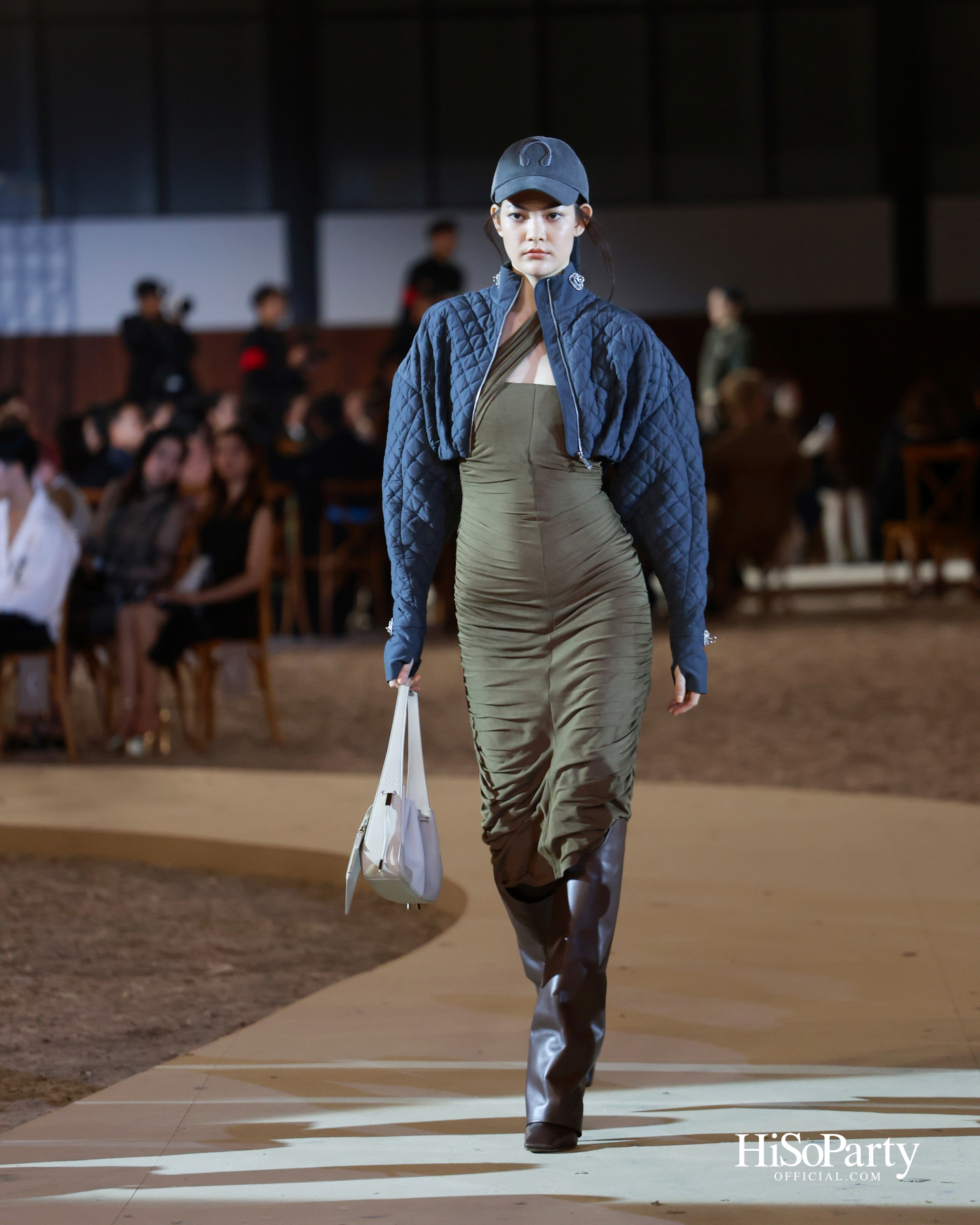 SIRIVANNAVARI จัดแสดงแฟชั่นโชว์คอลเลกชัน Autumn-Winter 2025/26 ถ่ายทอดมรดกแห่งโลกอีเควสเทรียนสู่แฟชั่นร่วมสมัย