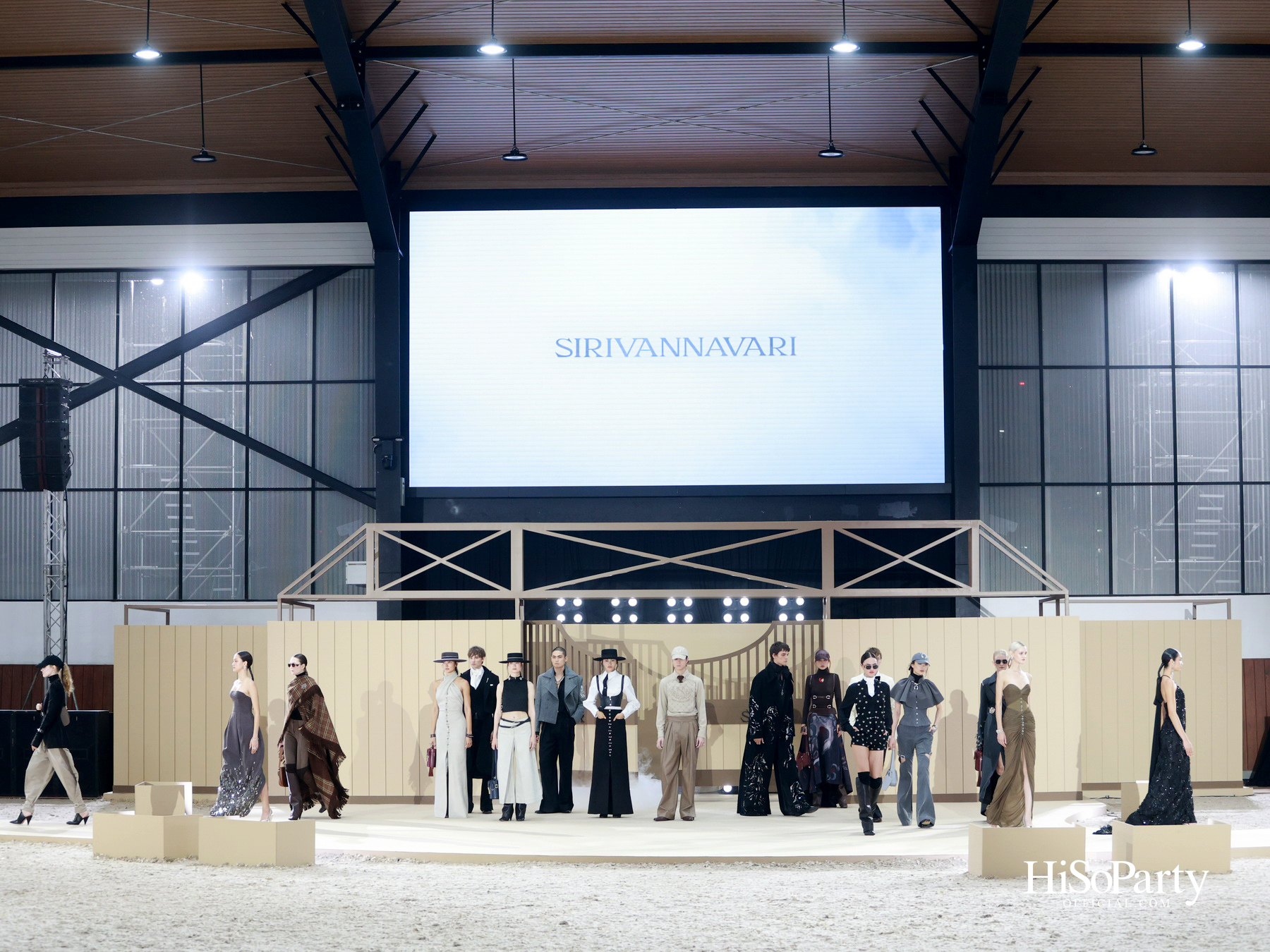 SIRIVANNAVARI จัดแสดงแฟชั่นโชว์คอลเลกชัน Autumn-Winter 2025/26 ถ่ายทอดมรดกแห่งโลกอีเควสเทรียนสู่แฟชั่นร่วมสมัย
