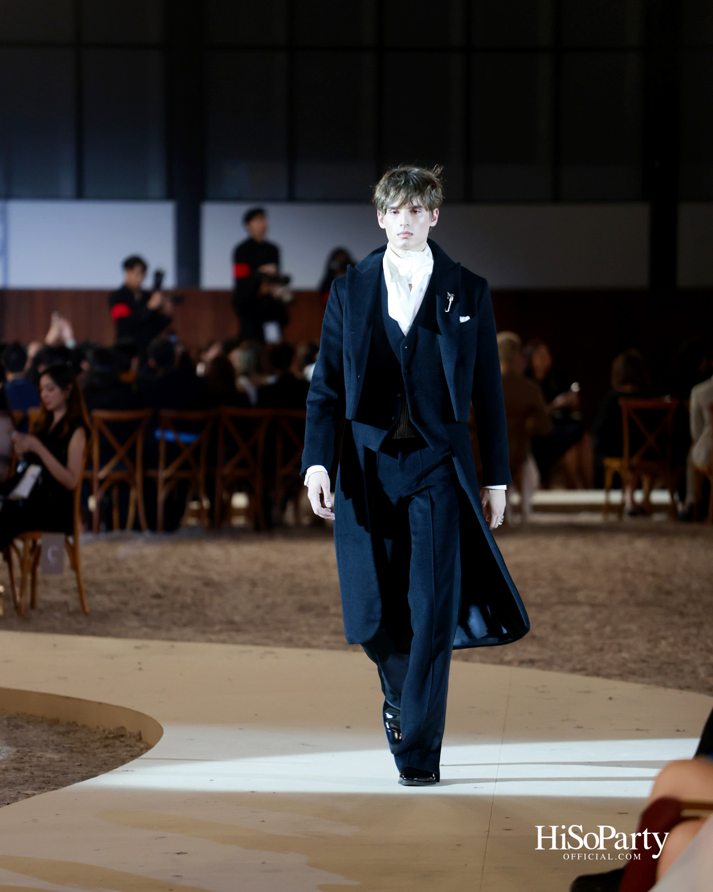 SIRIVANNAVARI จัดแสดงแฟชั่นโชว์คอลเลกชัน Autumn-Winter 2025/26 ถ่ายทอดมรดกแห่งโลกอีเควสเทรียนสู่แฟชั่นร่วมสมัย