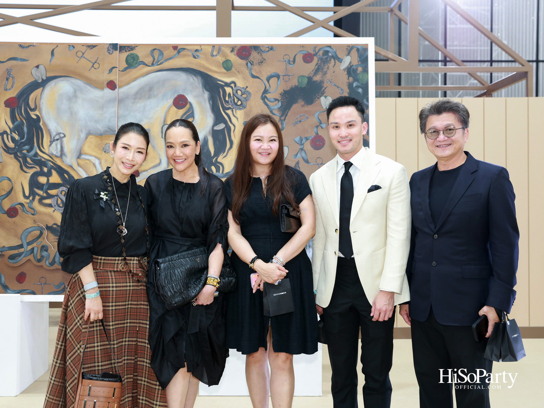 SIRIVANNAVARI จัดแสดงแฟชั่นโชว์คอลเลกชัน Autumn-Winter 2025/26 ถ่ายทอดมรดกแห่งโลกอีเควสเทรียนสู่แฟชั่นร่วมสมัย