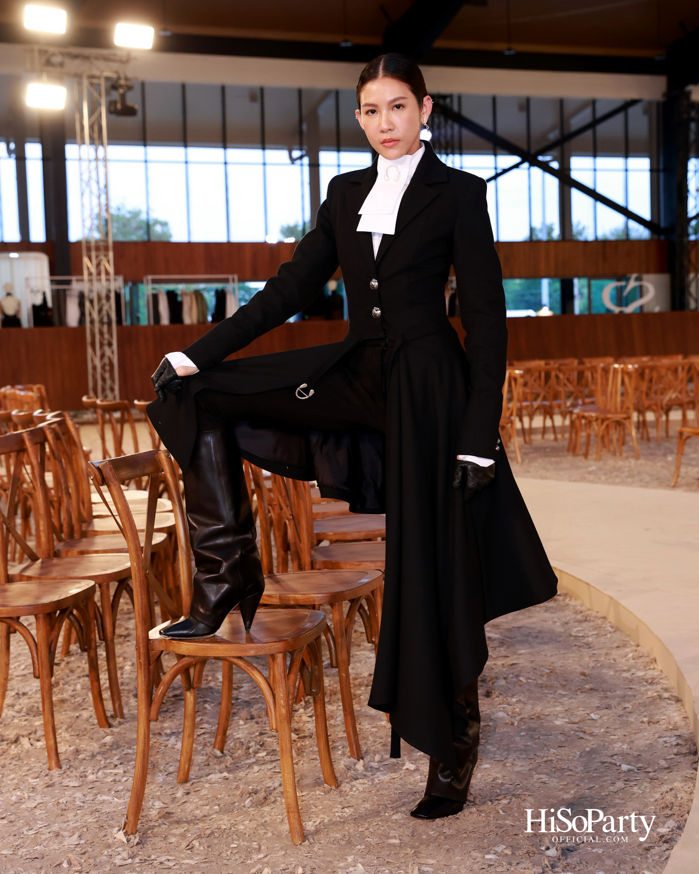 SIRIVANNAVARI จัดแสดงแฟชั่นโชว์คอลเลกชัน Autumn-Winter 2025/26 ถ่ายทอดมรดกแห่งโลกอีเควสเทรียนสู่แฟชั่นร่วมสมัย