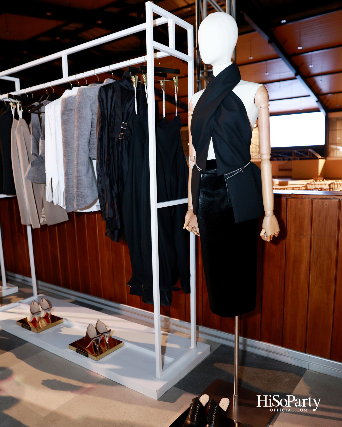 SIRIVANNAVARI จัดแสดงแฟชั่นโชว์คอลเลกชัน Autumn-Winter 2025/26 ถ่ายทอดมรดกแห่งโลกอีเควสเทรียนสู่แฟชั่นร่วมสมัย