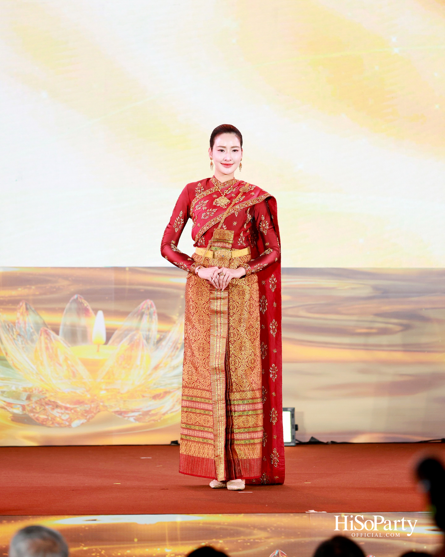 ไอคอนสยามจัดงาน ‘ICONSIAM THAICONIC LOY KRATHONG 2025’ ร้อยใจไทยรักษ์เจ้าพระยา น้อมรำลึกในพระมหากรุณาธิคุณสมเด็จพระพันปีหลวง