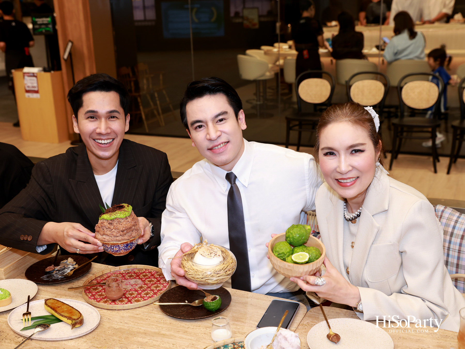 KAO NOM (ข้าวนม) ขนมไทยร่วมสมัย เครือเดียวกับ Kyo Roll En เปิดตัวอย่างเป็นทางการ ณ Dusit Central Park