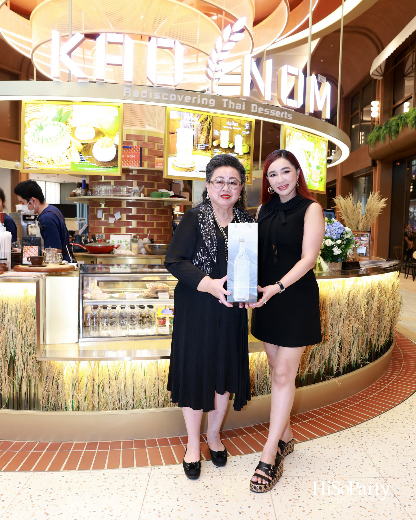 KAO NOM (ข้าวนม) ขนมไทยร่วมสมัย เครือเดียวกับ Kyo Roll En เปิดตัวอย่างเป็นทางการ ณ Dusit Central Park