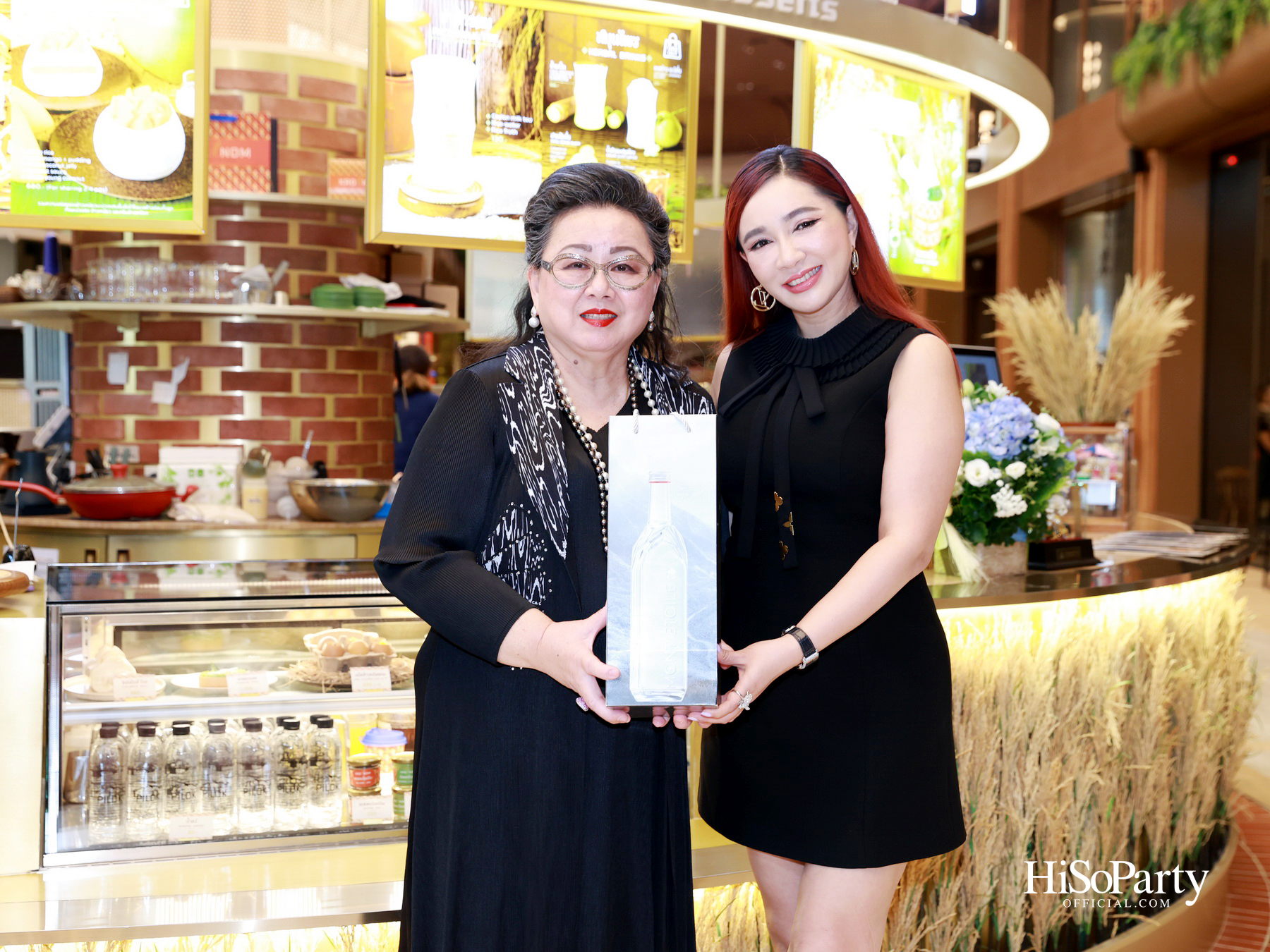 KAO NOM (ข้าวนม) ขนมไทยร่วมสมัย เครือเดียวกับ Kyo Roll En เปิดตัวอย่างเป็นทางการ ณ Dusit Central Park