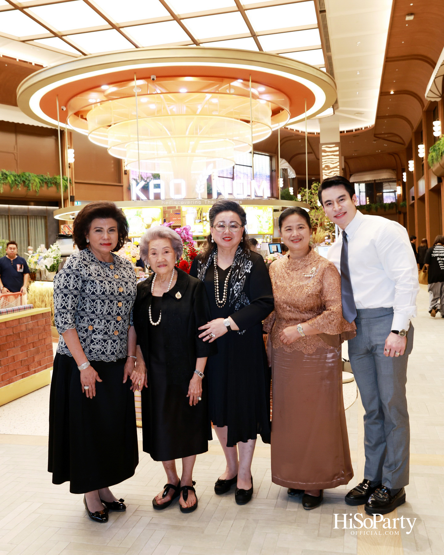 KAO NOM (ข้าวนม) ขนมไทยร่วมสมัย เครือเดียวกับ Kyo Roll En เปิดตัวอย่างเป็นทางการ ณ Dusit Central Park