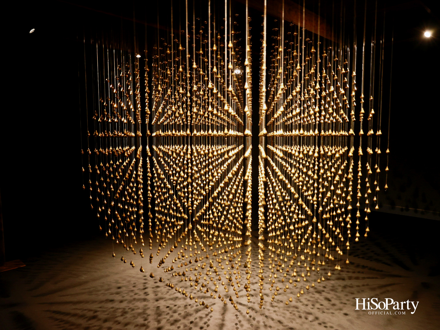 Golden Teardrop 2025