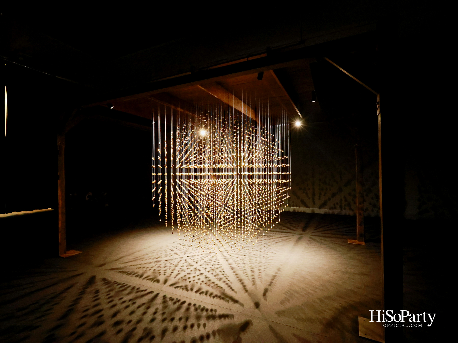 Golden Teardrop 2025