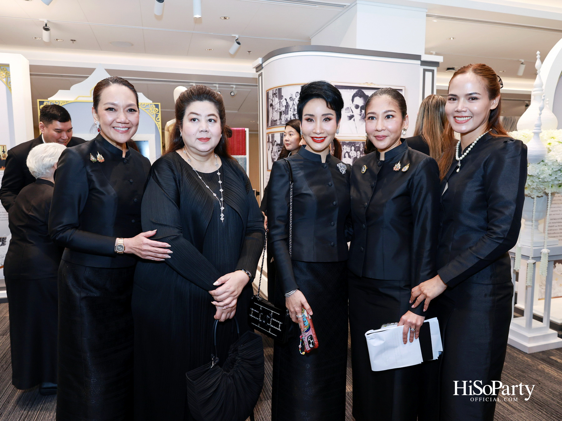 พิธีรำลึกถวายพระเกียรติ สมเด็จพระนางเจ้าสิริกิติ์ พระบรมราชินีนาถ พระบรมราชชนนีพันปีหลวง ณ โรงเรียนสถานศึกษานานาชาติ (ISB) 