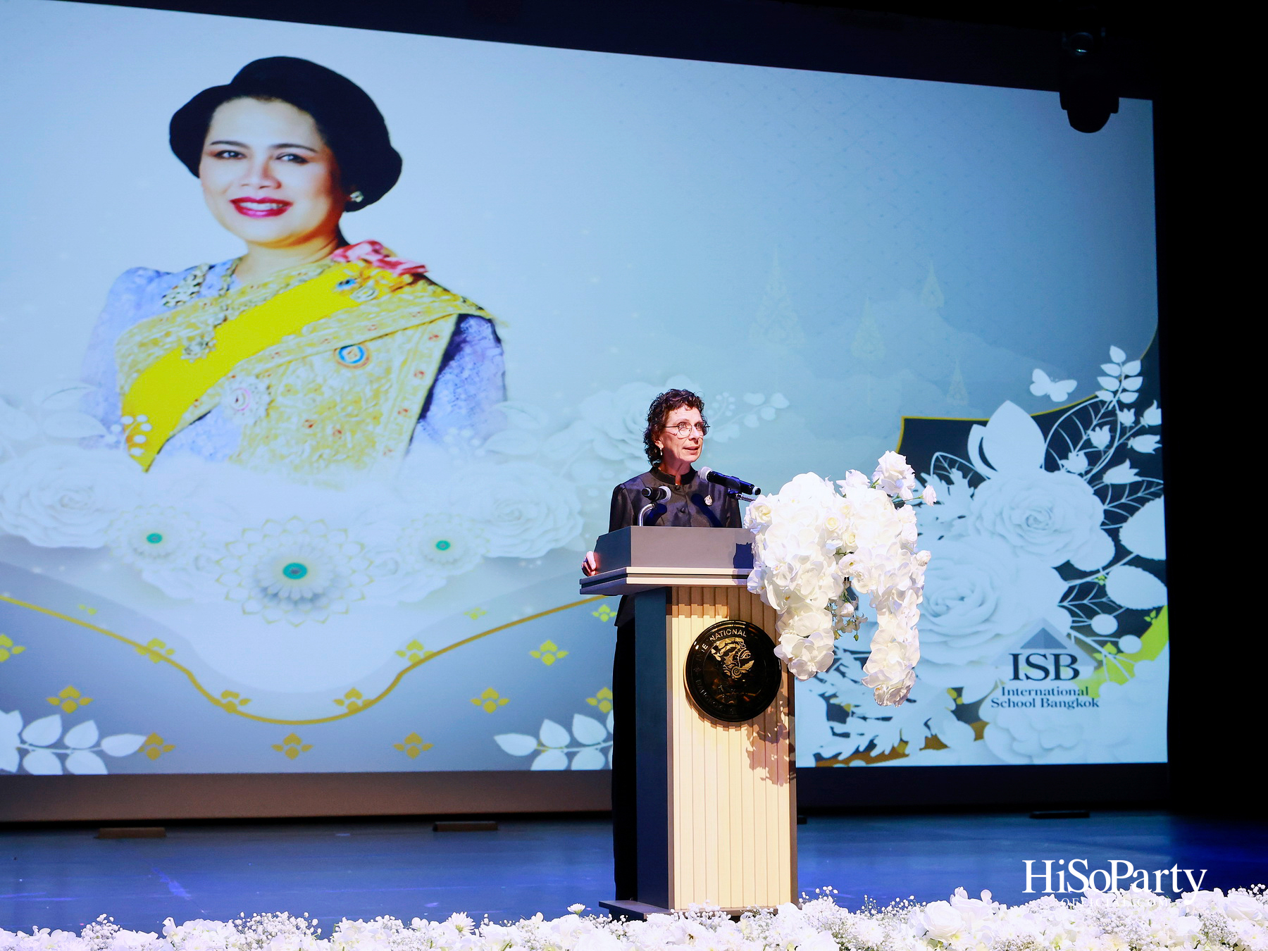 พิธีรำลึกถวายพระเกียรติ สมเด็จพระนางเจ้าสิริกิติ์ พระบรมราชินีนาถ พระบรมราชชนนีพันปีหลวง ณ โรงเรียนสถานศึกษานานาชาติ (ISB) 