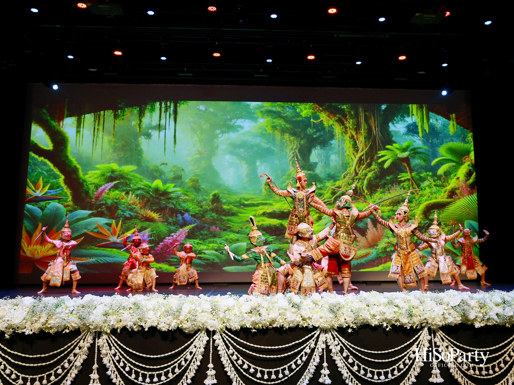 พิธีรำลึกถวายพระเกียรติ สมเด็จพระนางเจ้าสิริกิติ์ พระบรมราชินีนาถ พระบรมราชชนนีพันปีหลวง ณ โรงเรียนสถานศึกษานานาชาติ (ISB) 