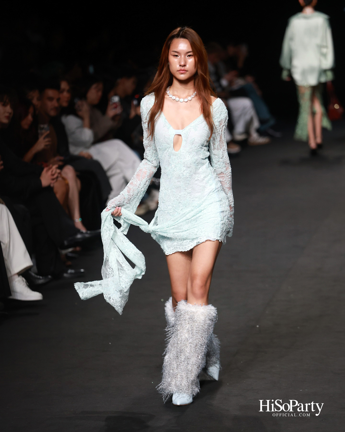 EVERYWEEK.OUTFIT @ELLE FASHION WEEK 2025