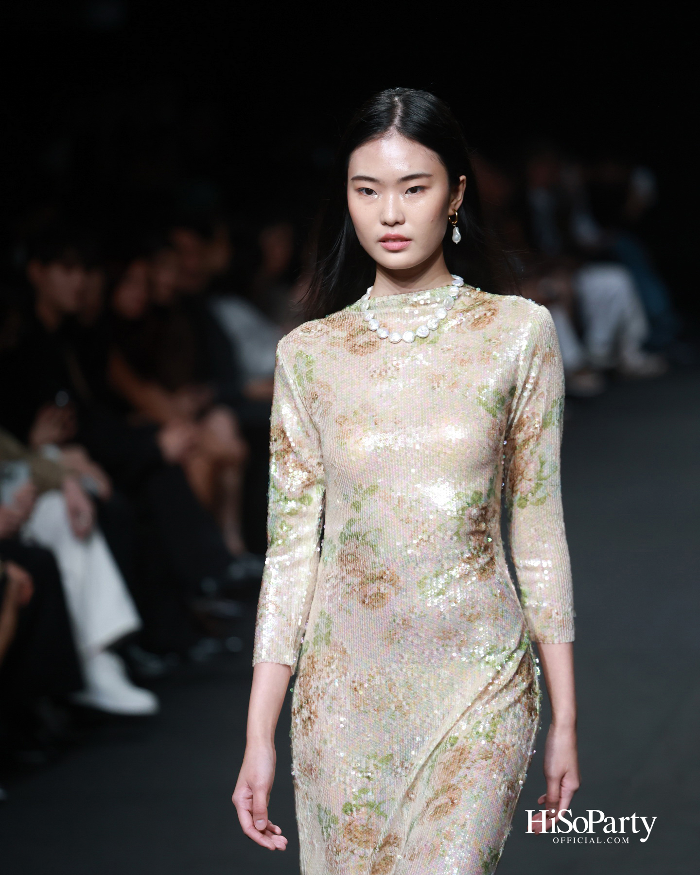 EVERYWEEK.OUTFIT @ELLE FASHION WEEK 2025