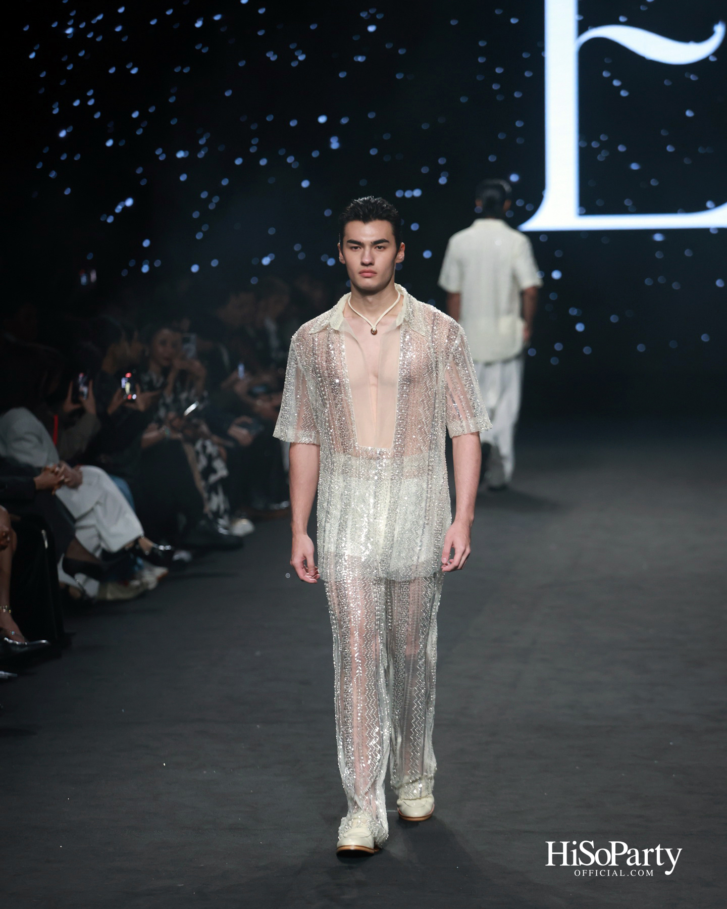 EVERYWEEK.OUTFIT @ELLE FASHION WEEK 2025