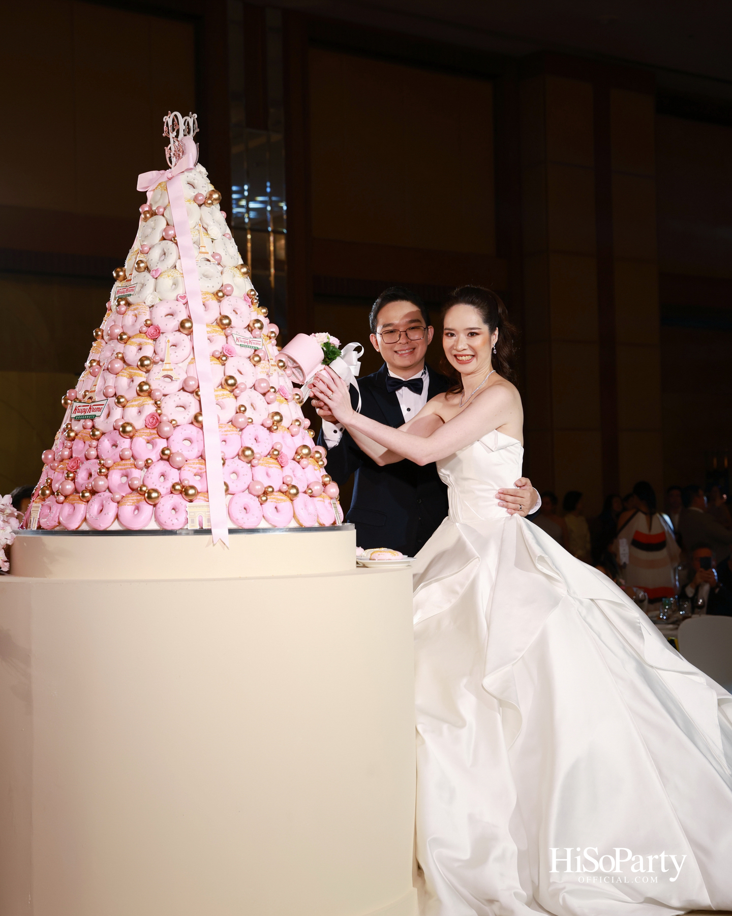 งานฉลองมงคลสมรส คุณพิมพ์ประพัทธ์ สนิทวงศ์ ณ อยุธยา - คุณทยา อุทโยภาศ ณ ดิ แอทธินี โฮเทล แบงค็อก