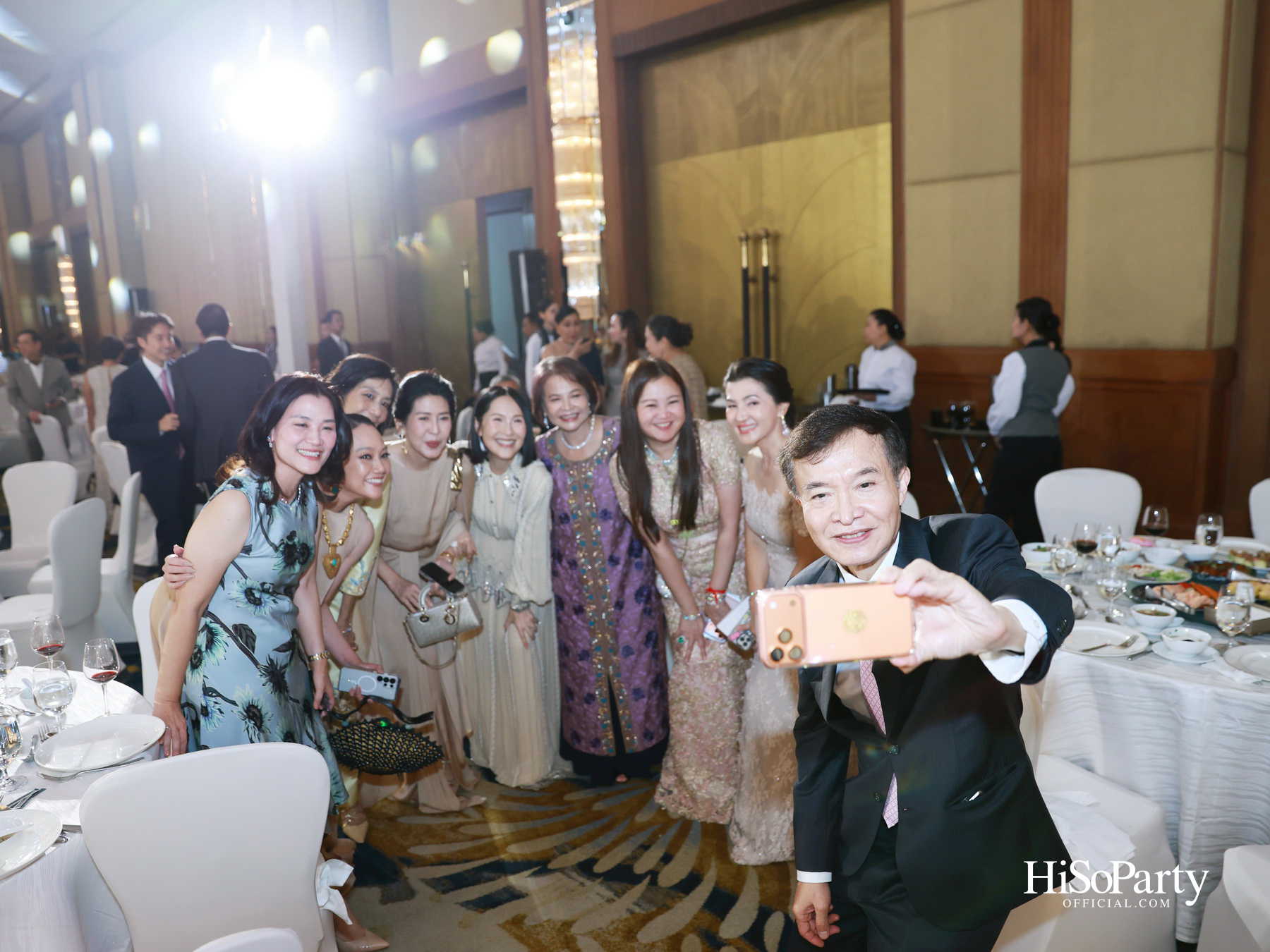 งานฉลองมงคลสมรส คุณพิมพ์ประพัทธ์ สนิทวงศ์ ณ อยุธยา - คุณทยา อุทโยภาศ ณ ดิ แอทธินี โฮเทล แบงค็อก