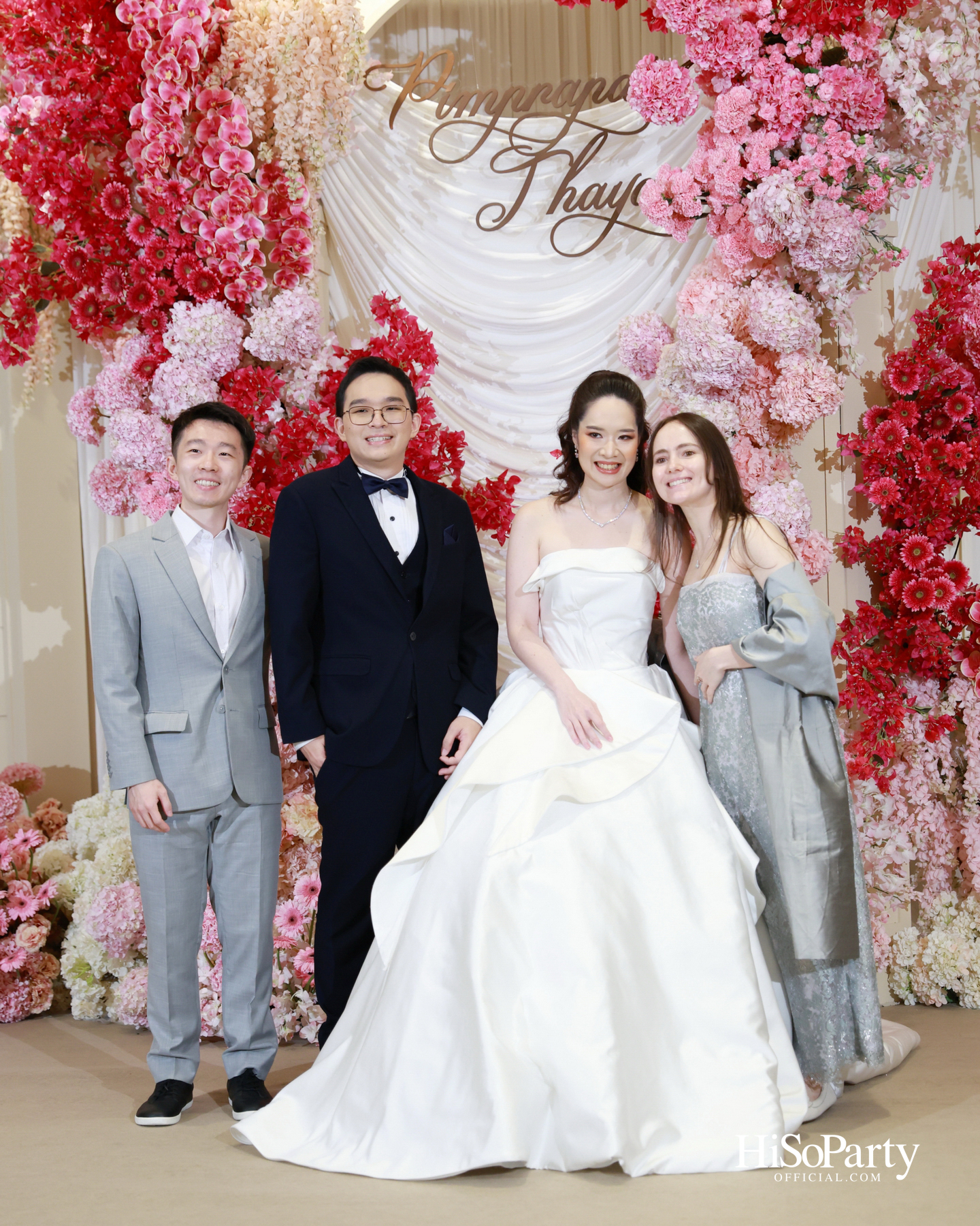 งานฉลองมงคลสมรส คุณพิมพ์ประพัทธ์ สนิทวงศ์ ณ อยุธยา - คุณทยา อุทโยภาศ ณ ดิ แอทธินี โฮเทล แบงค็อก