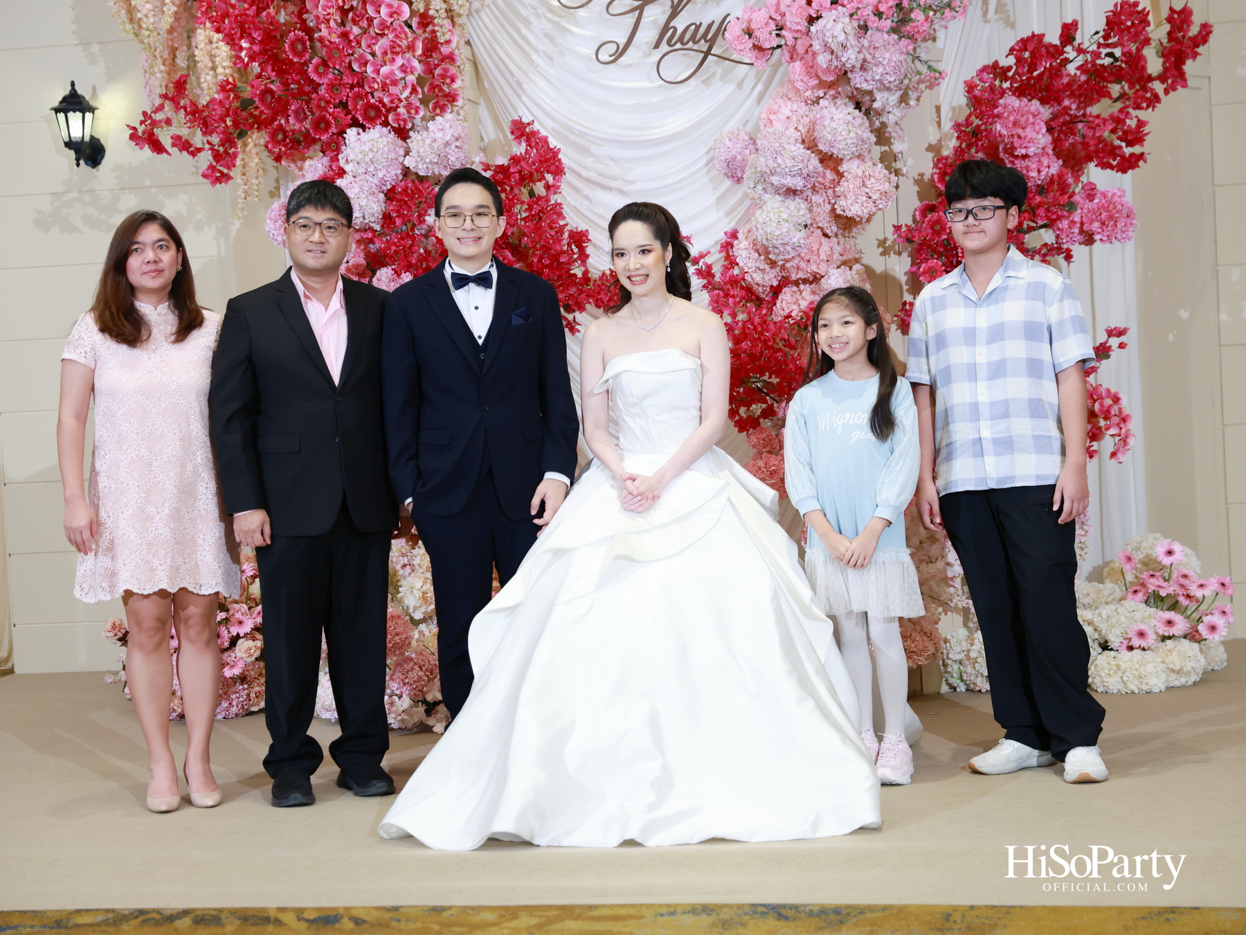 งานฉลองมงคลสมรส คุณพิมพ์ประพัทธ์ สนิทวงศ์ ณ อยุธยา - คุณทยา อุทโยภาศ ณ ดิ แอทธินี โฮเทล แบงค็อก