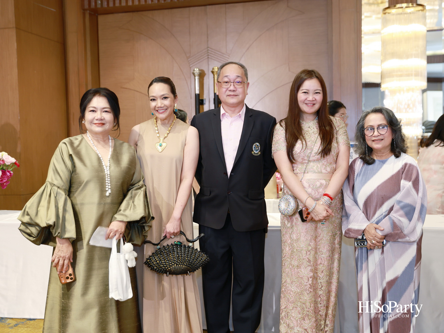 งานฉลองมงคลสมรส คุณพิมพ์ประพัทธ์ สนิทวงศ์ ณ อยุธยา - คุณทยา อุทโยภาศ ณ ดิ แอทธินี โฮเทล แบงค็อก