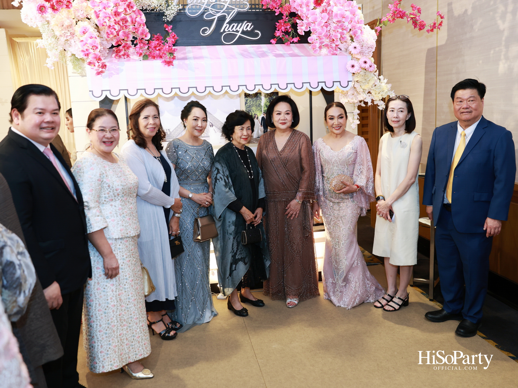 งานฉลองมงคลสมรส คุณพิมพ์ประพัทธ์ สนิทวงศ์ ณ อยุธยา - คุณทยา อุทโยภาศ ณ ดิ แอทธินี โฮเทล แบงค็อก