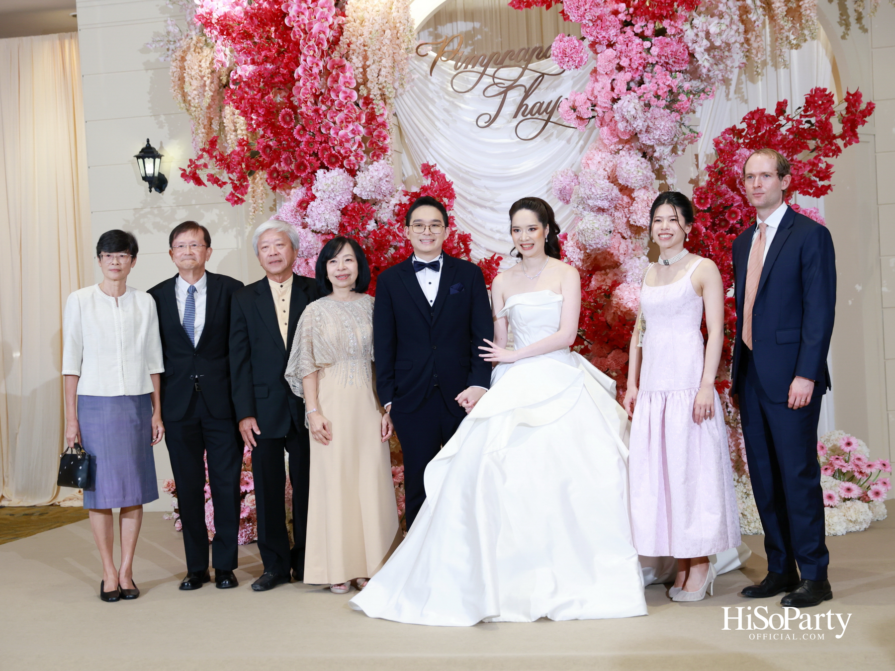 งานฉลองมงคลสมรส คุณพิมพ์ประพัทธ์ สนิทวงศ์ ณ อยุธยา - คุณทยา อุทโยภาศ ณ ดิ แอทธินี โฮเทล แบงค็อก