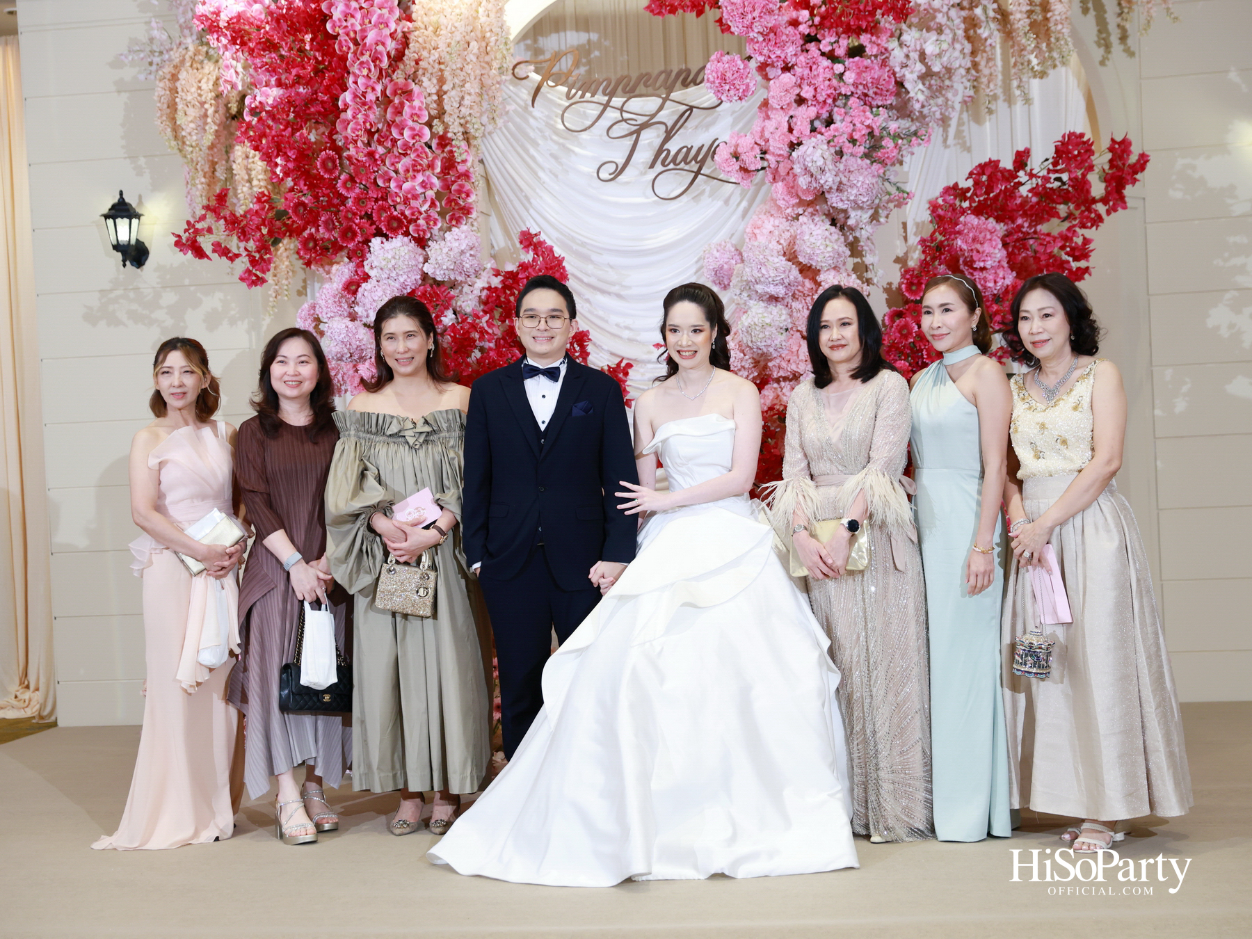 งานฉลองมงคลสมรส คุณพิมพ์ประพัทธ์ สนิทวงศ์ ณ อยุธยา - คุณทยา อุทโยภาศ ณ ดิ แอทธินี โฮเทล แบงค็อก