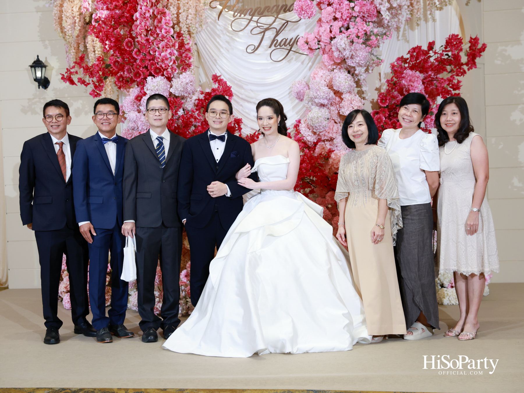 งานฉลองมงคลสมรส คุณพิมพ์ประพัทธ์ สนิทวงศ์ ณ อยุธยา - คุณทยา อุทโยภาศ ณ ดิ แอทธินี โฮเทล แบงค็อก